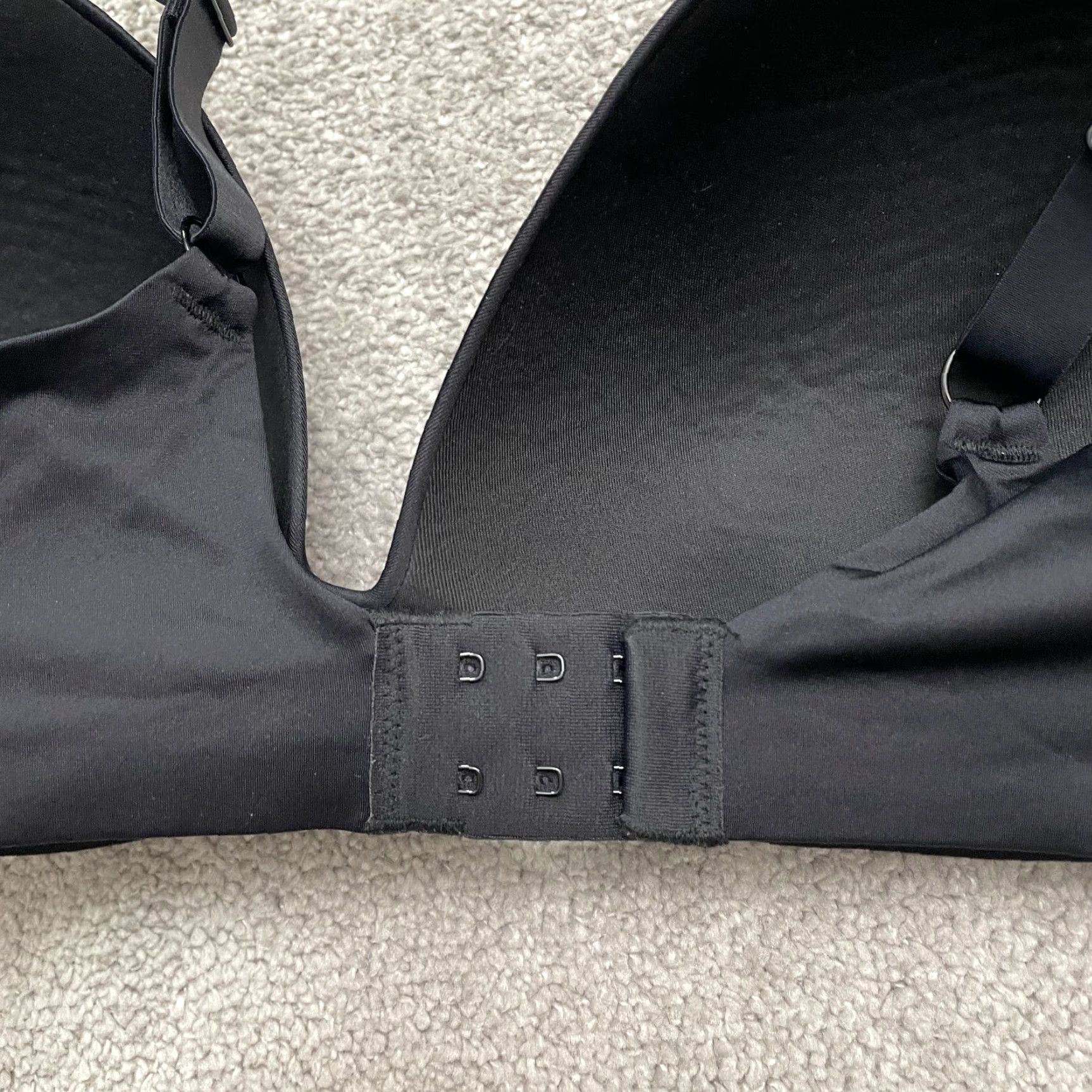 Uniqlo Uniqlo Wireless Comfort Bra Womens 40D Black Smooth Lined Support Push Up Classic Size ONE SIZE - 3 Thumbnail