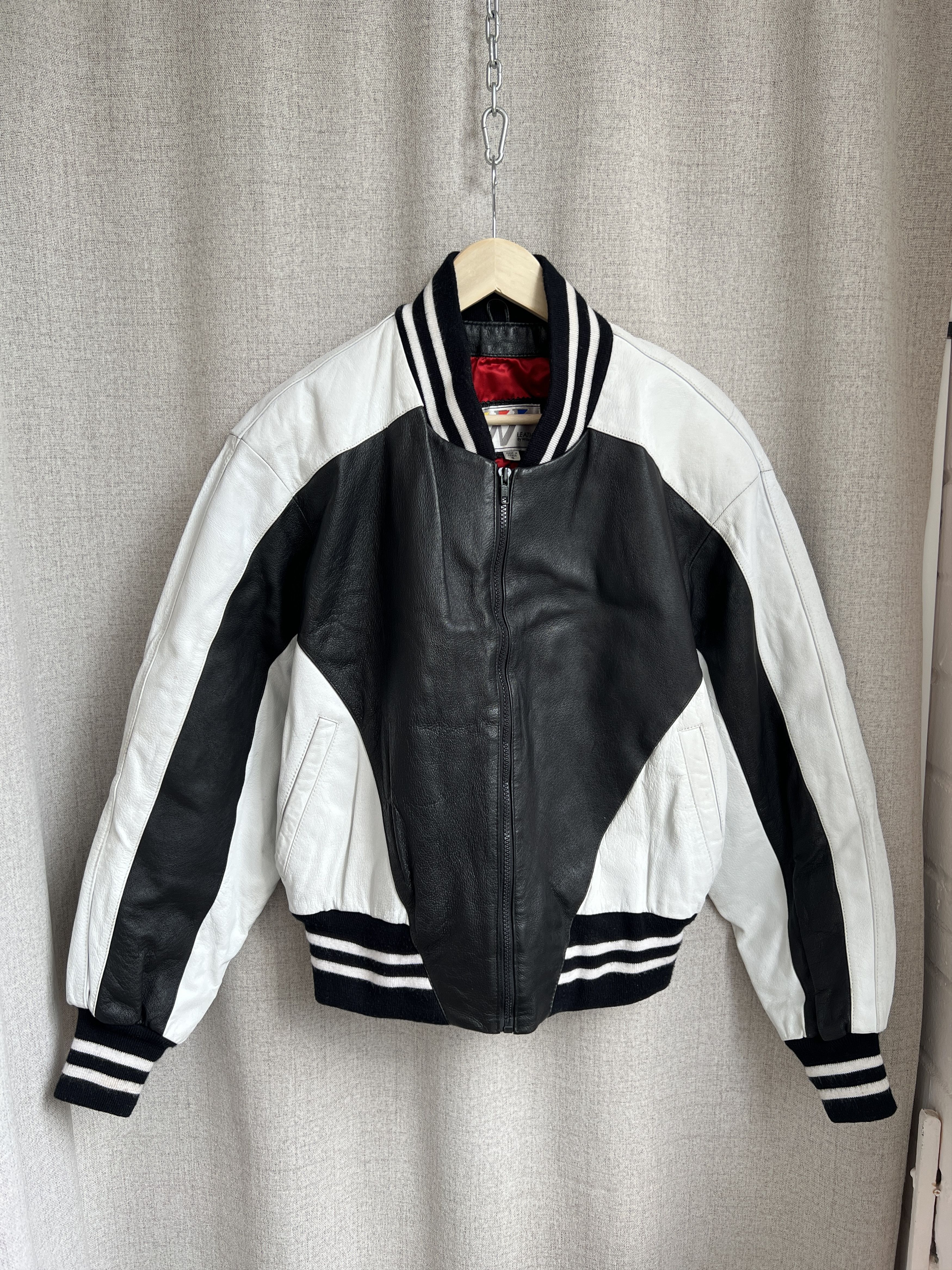 Japanese Brand Vintage Avant Garde Leather Bomber Moto Jacket Korea Size US S / EU 44-46 / 1 - 4 Thumbnail