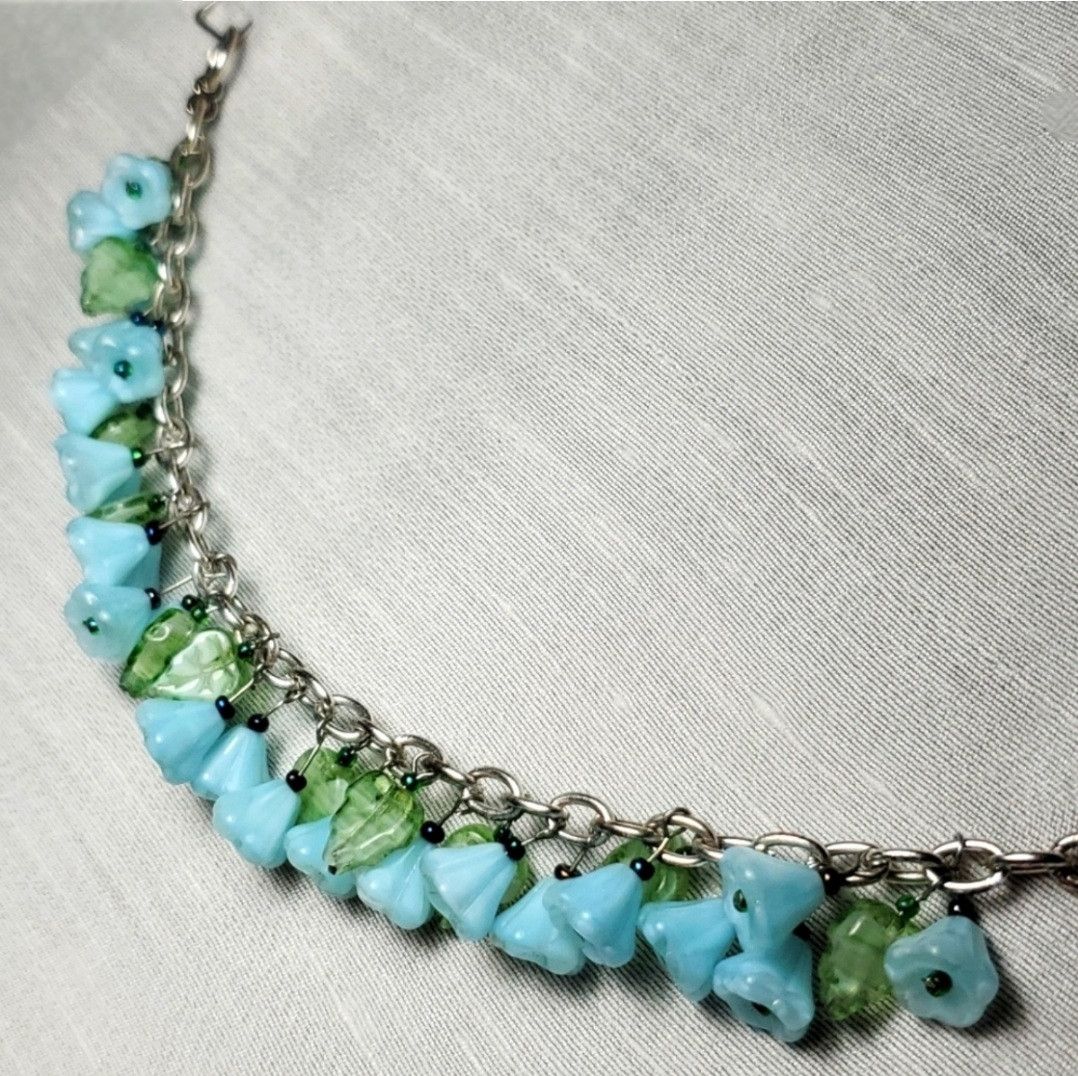 Handmade Charm 7" Bracelet Handmade Aqua Teal Green Flower Leaf Czech Size ONE SIZE - 4 Thumbnail