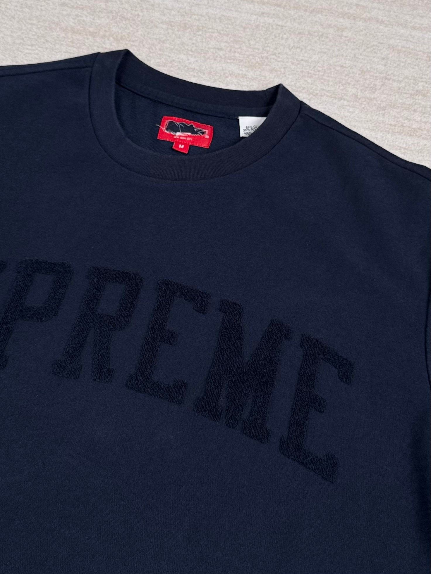Supreme Unworn* Supreme Chenille Arc Logo S/S Top Size US M / EU 48-50 / 2 - 2 Thumbnail