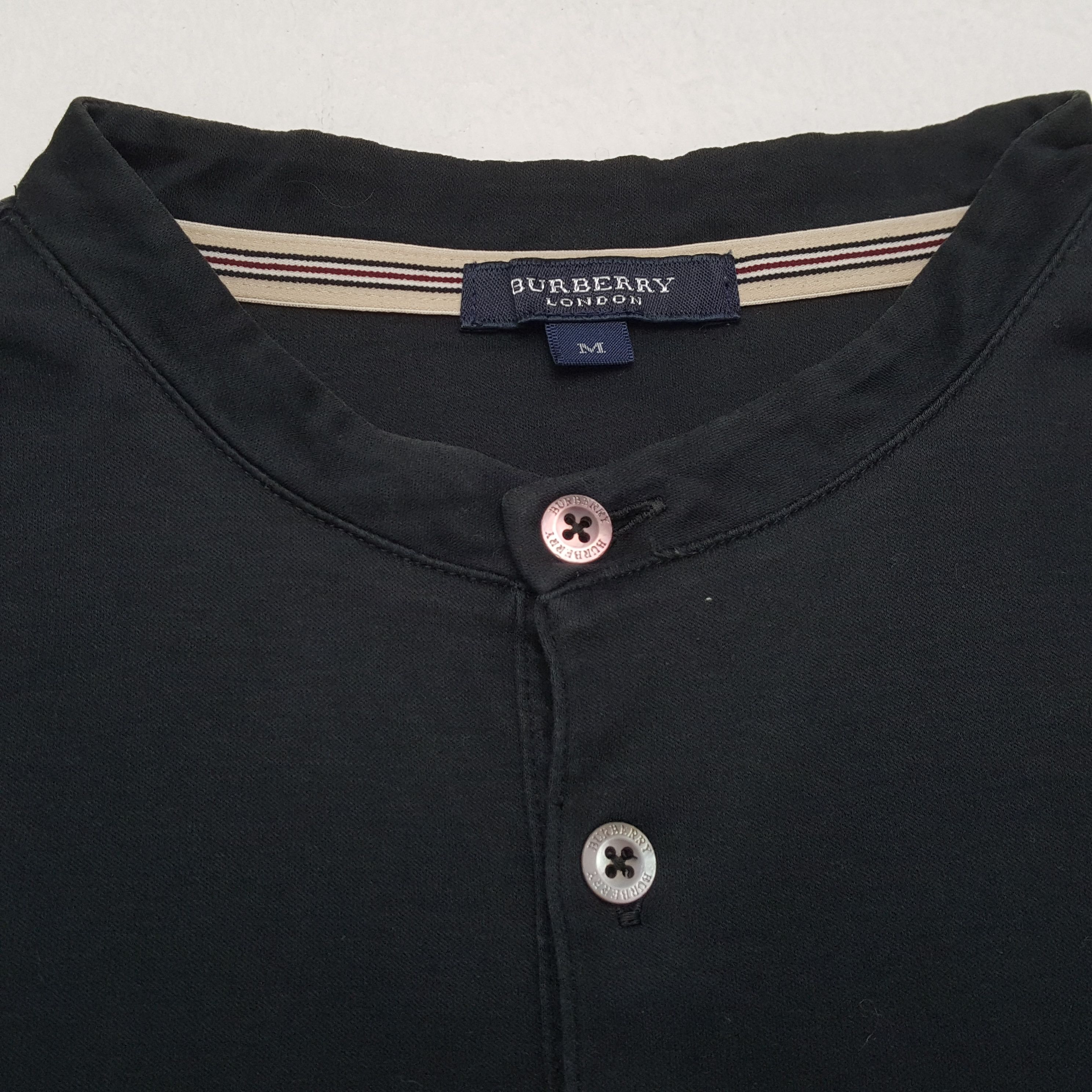 Burberry × Vintage BURBERRY LONDON Fashion Style Custom Art Tshirt Size US M / EU 48-50 / 2 - 8 Thumbnail