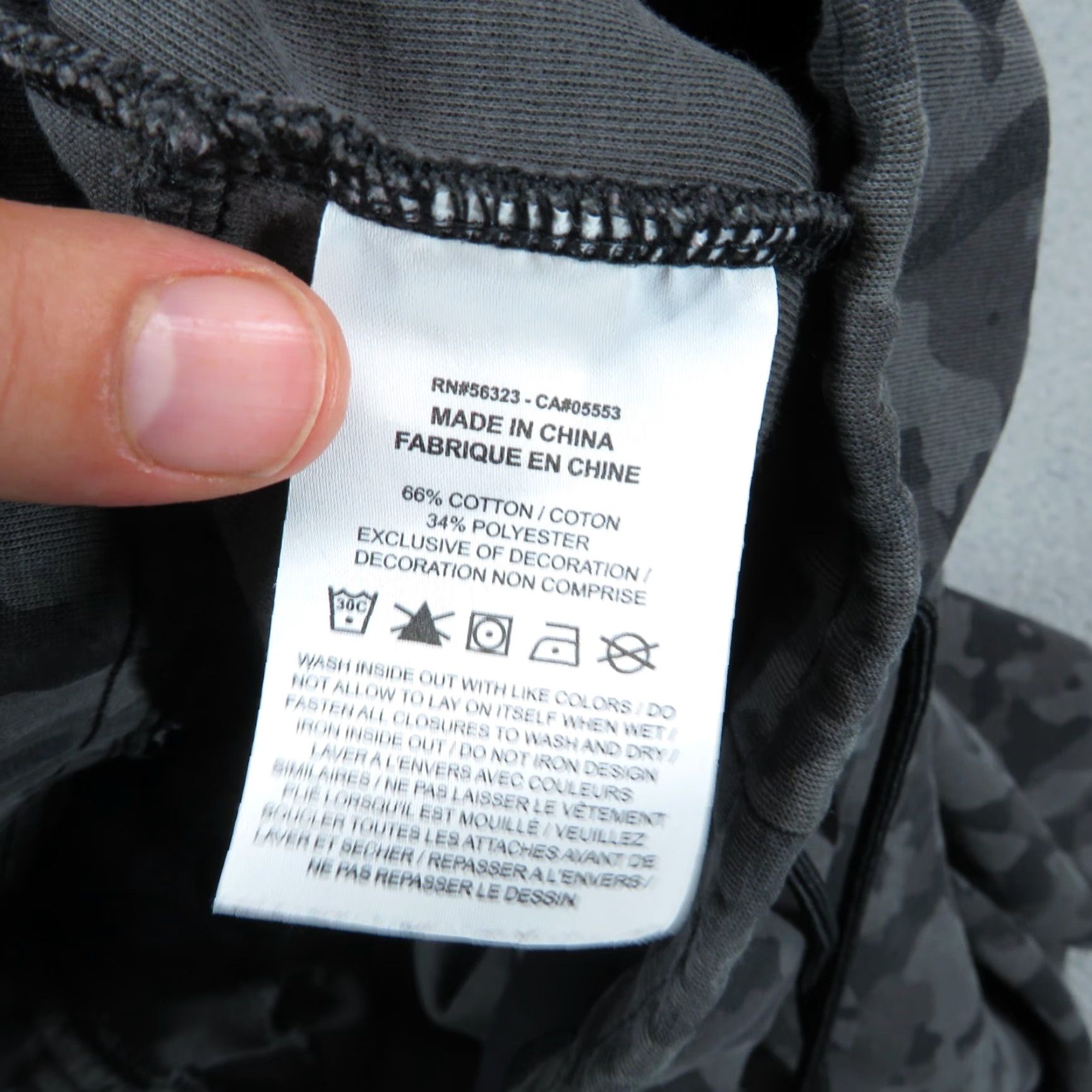 Nike Nike Tech Fleece Pants Men Large Camo Jogger Sweatpant NSW Black Gray NSW Size US 33 - 7 Thumbnail