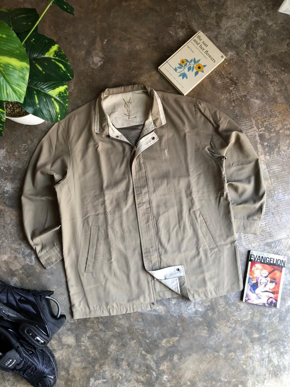 Yves Saint Laurent Rare Yves Saint Lauren Big Logo Multi Pocket Jacket Moccha Size US L / EU 52-54 / 3 - 1 Thumbnail