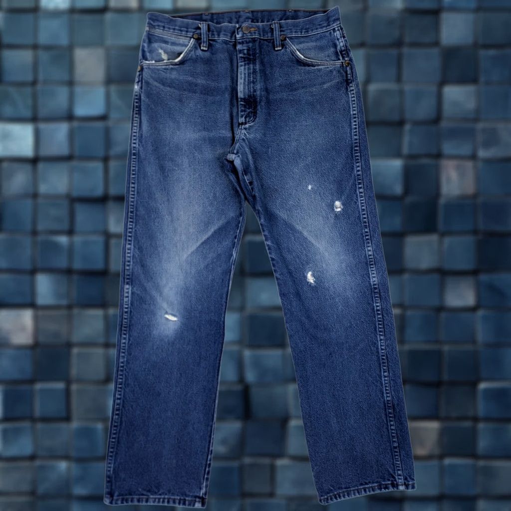 Wrangler Wrangler Cowboy Cut Original Fit Western Jeans Men 33 Regular Blue Distressed 5-Pocket Denim Cotton Wrangler 13MWZ Cowboy Classic 90s Theme Mens Size US 33 - 1 Thumbnail