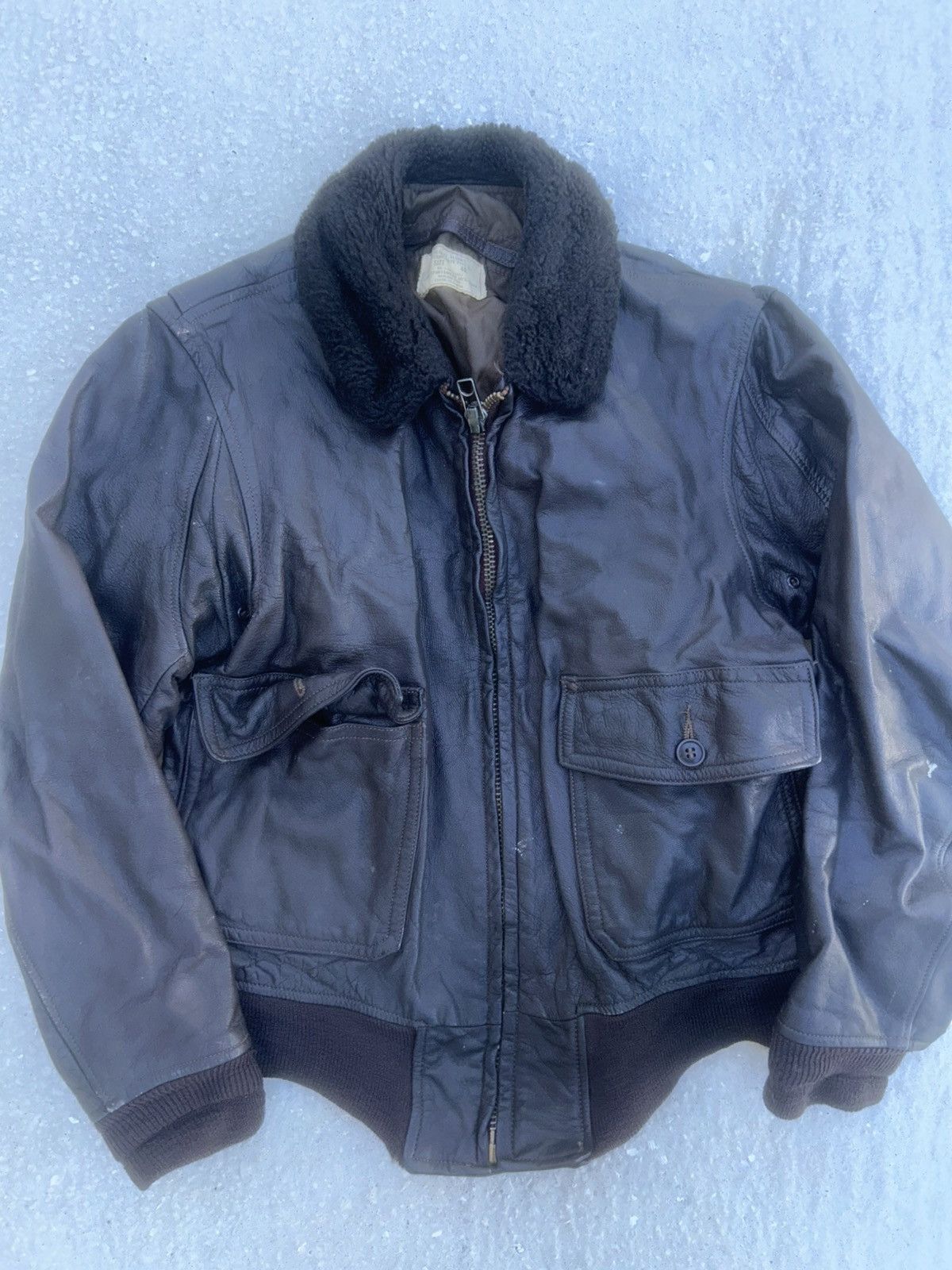Vintage Vintage 1960’s G-1 USN Leather Flight Bomber Jacket Size US L / EU 52-54 / 3 - 3 Thumbnail