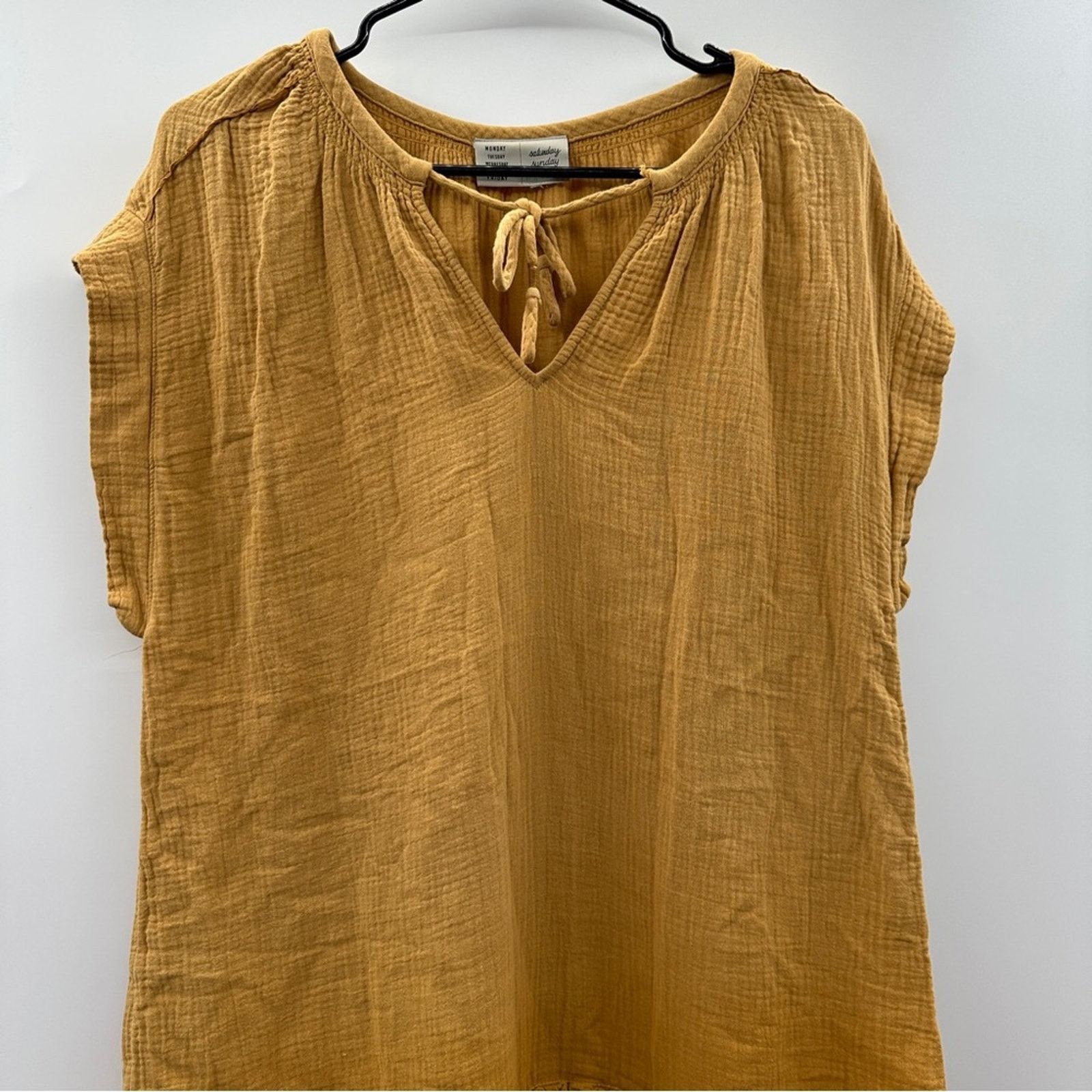 Anthropologie Anthropologie Saturday Sunday Lydia Ombre Gold Mini Dress Size S / US 4 / IT 40 - 3 Thumbnail