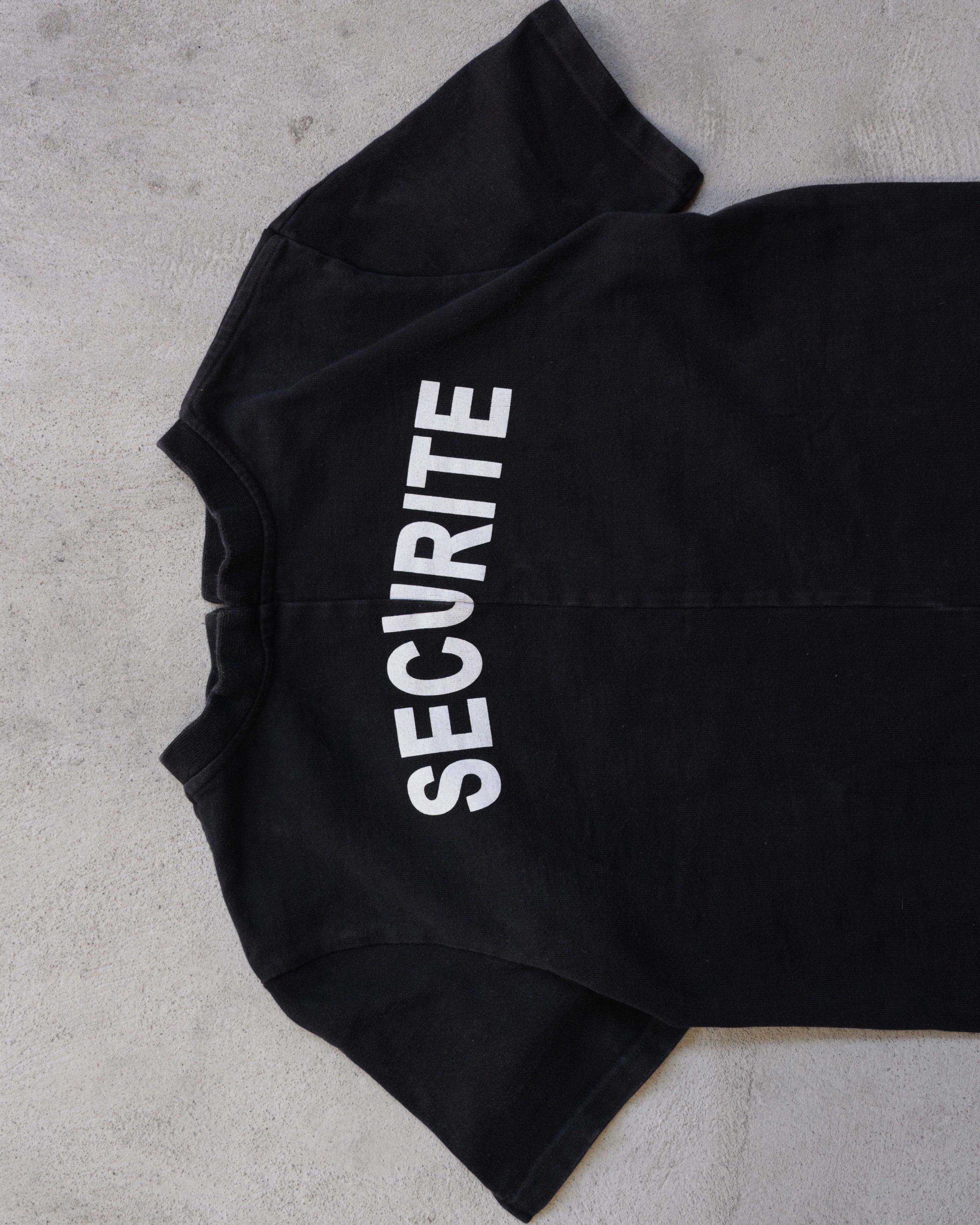 Vetements VETEMENTS FALL 15 SECURITE RECONSTRUCTED T SHIRT Size US S / EU 44-46 / 1 - 4 Thumbnail