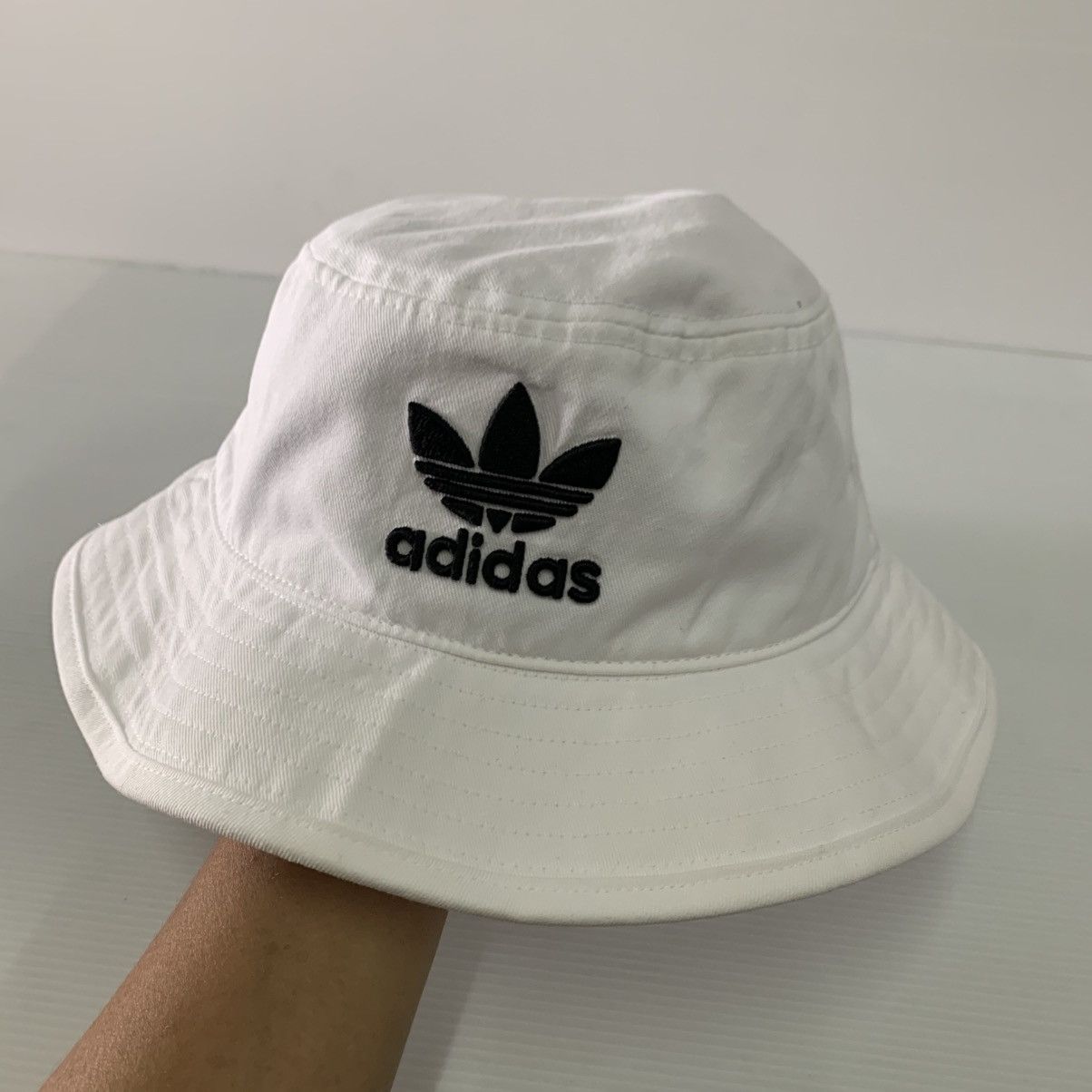 Adidas Adidas white Hats Size ONE SIZE - 4 Thumbnail