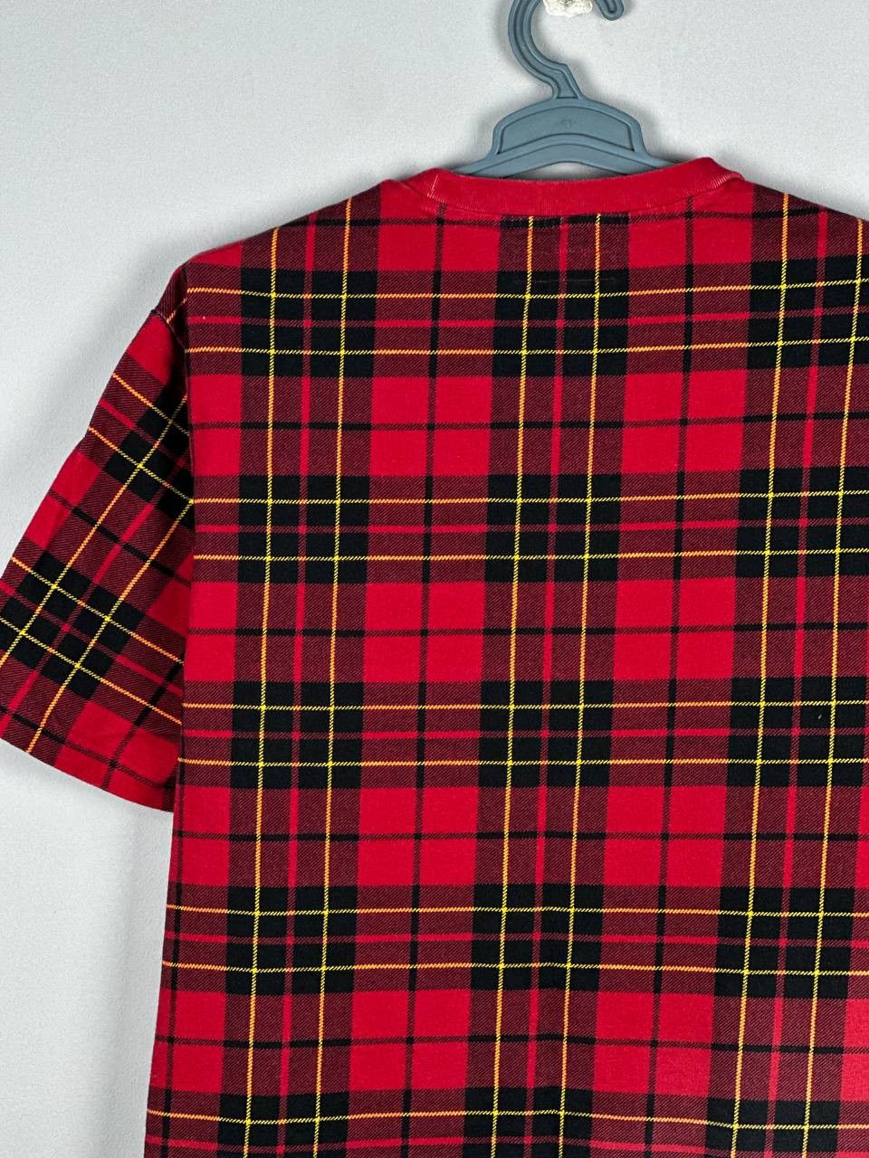 Supreme Supreme New York Plaid Pocket T Shirt Size US L / EU 52-54 / 3 - 15 Thumbnail