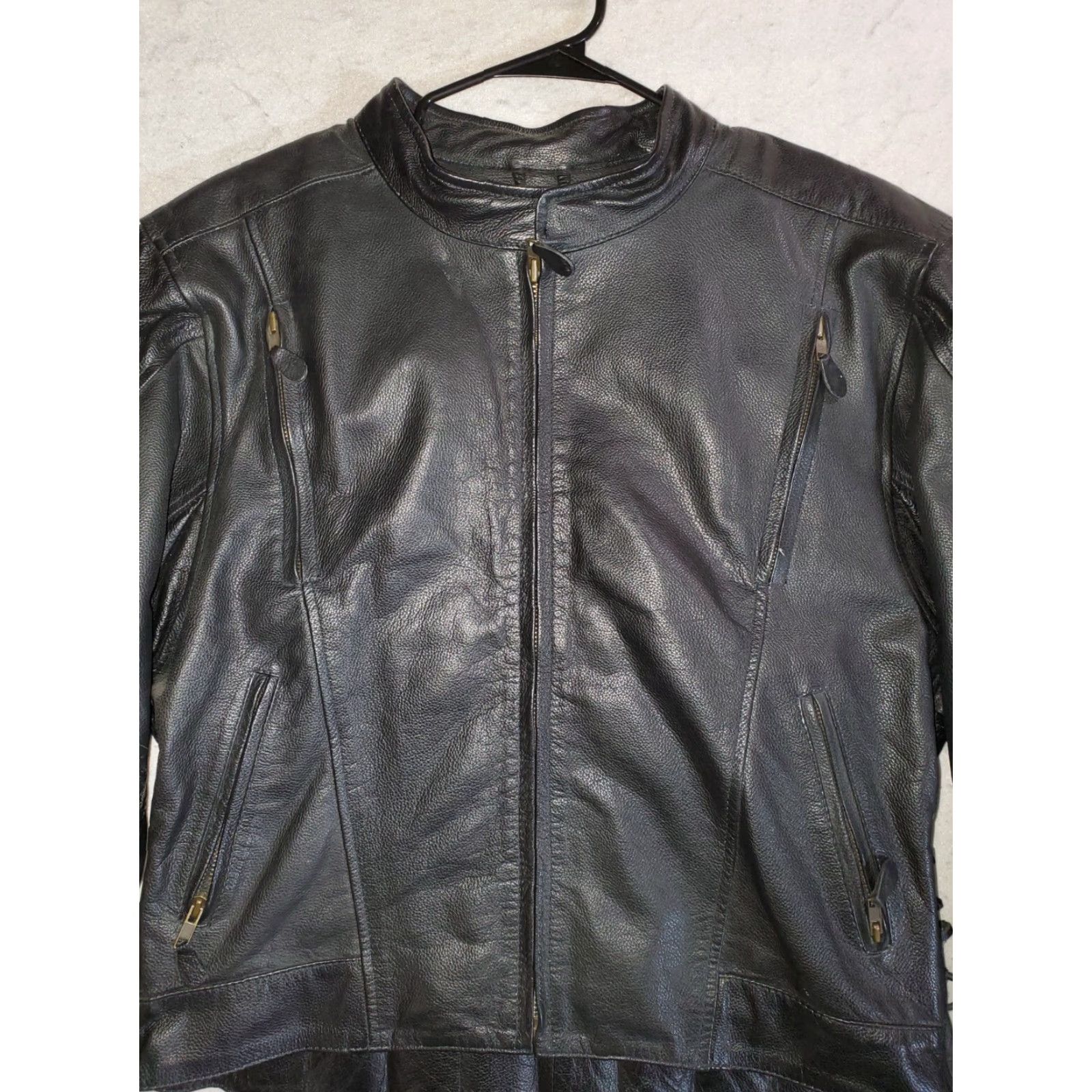 Vintage VINTAGE Leather Motorcycle Jacket - Heavy Padded - Women's 1X BLACK - Biker Style - Short Jacket - Unknown Brand - Zip Closure - Casual Wear Size XL / US 12-14 / IT 48-50 - 2 Thumbnail
