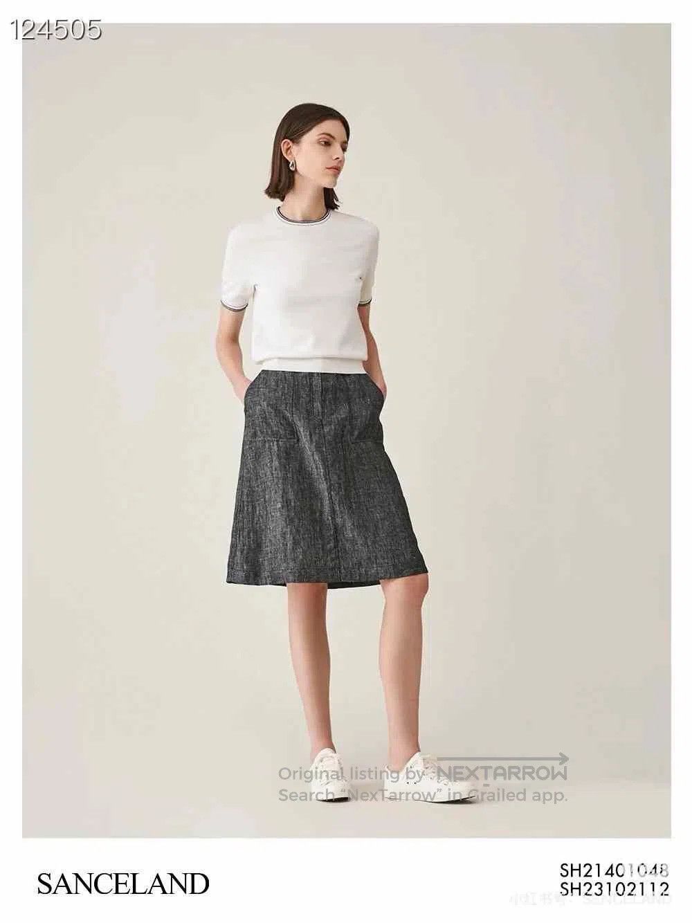 Valentino Valentino Classic Black Trim White Knit Top. Size XS / US 0-2 / IT 36-38 - 6 Thumbnail