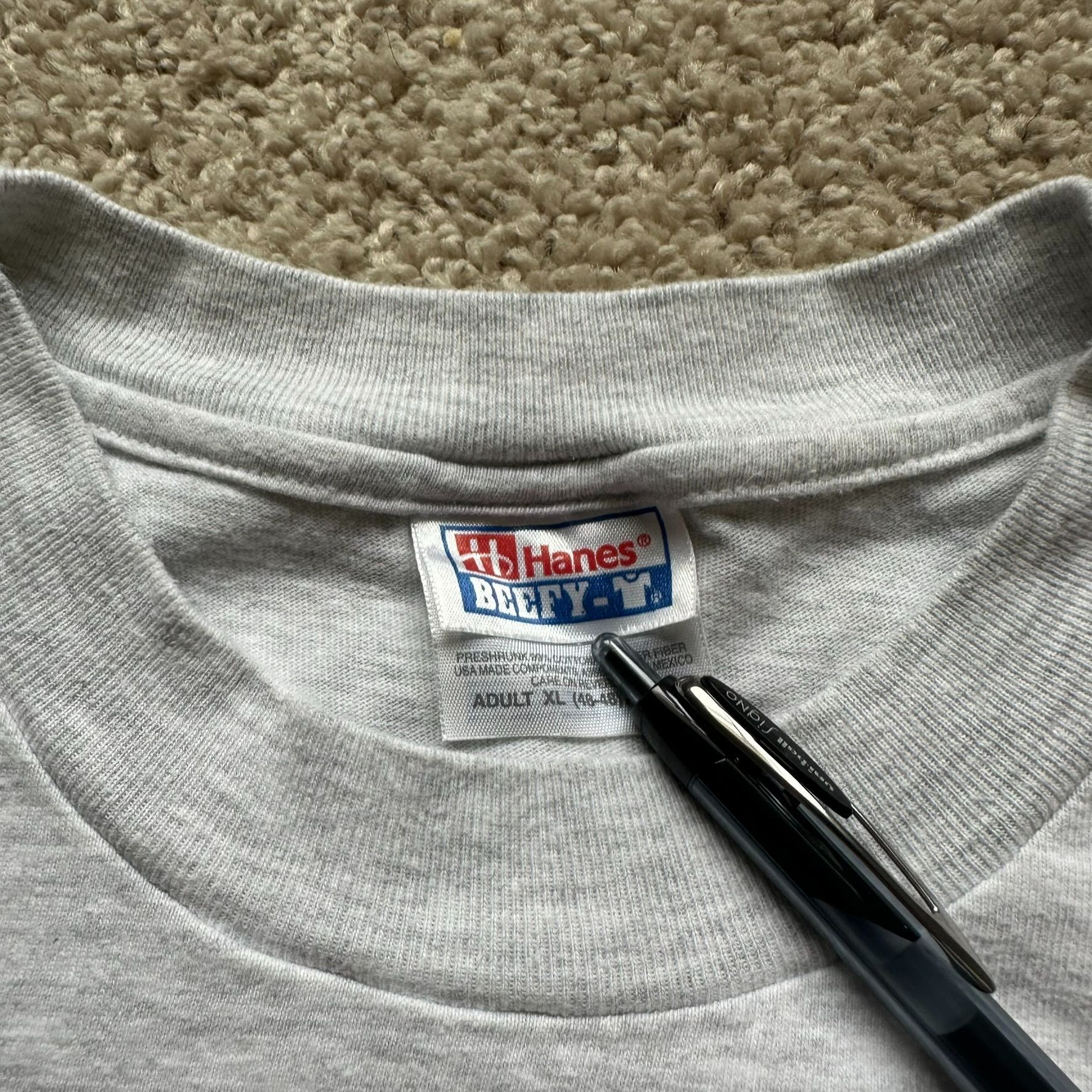 Vintage Vintage Y2K Gatorade Logo T-Shirt Gray Size US XL / EU 56 / 4 - 5 Thumbnail