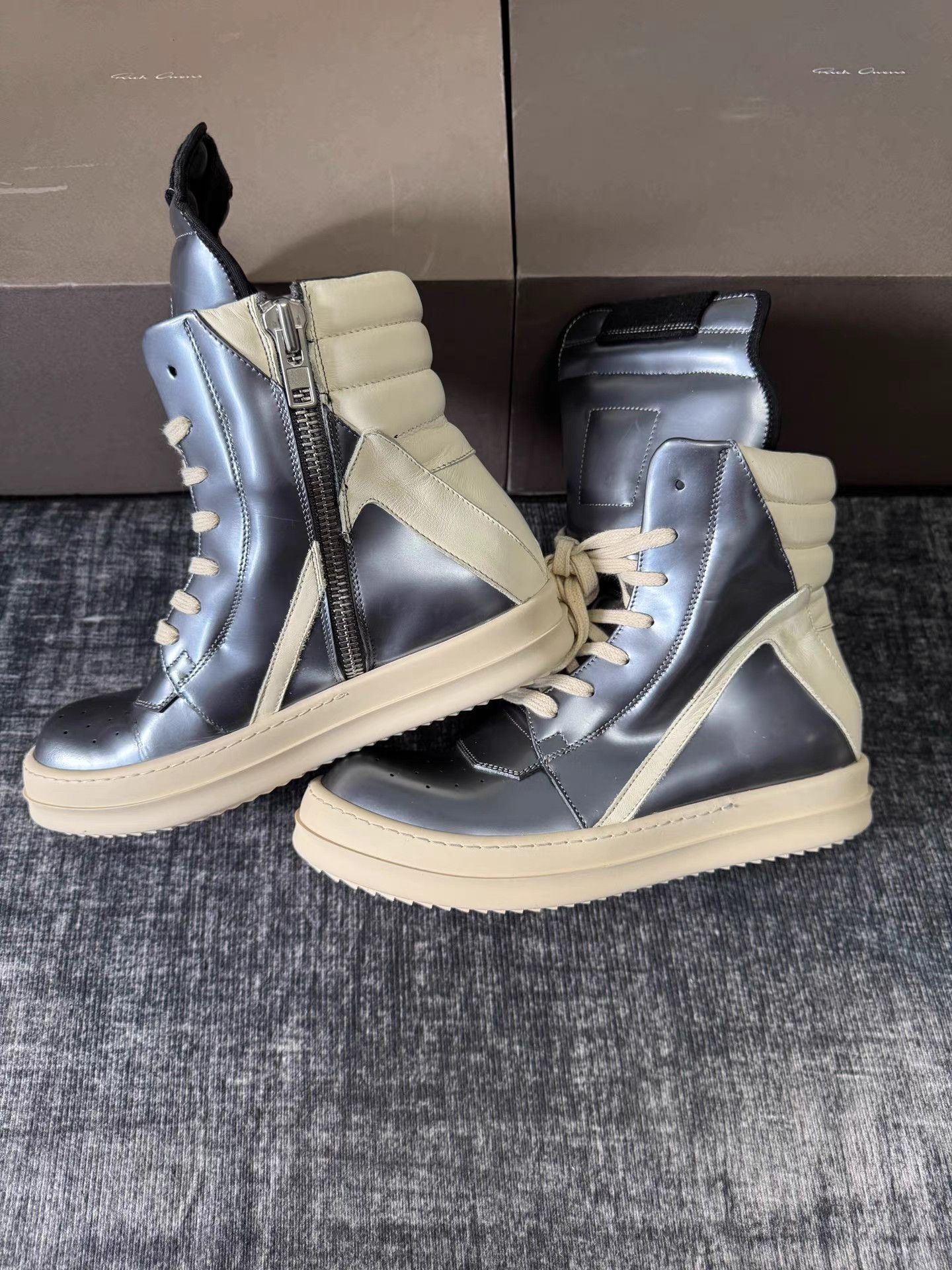 Rick Owens Rick Owens Mainline Mirror Triangle Sneakers Size US 7 / IT 37 - 2 Thumbnail