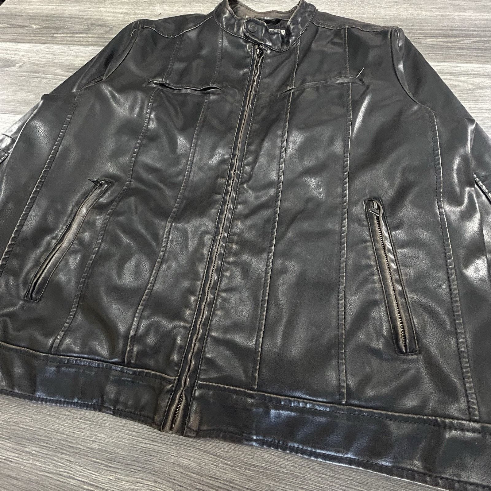 Levi's Levis Leather Jacket Motorcycle Biker Bomber Faux EUC Y2K Size US L / EU 52-54 / 3 - 3 Thumbnail
