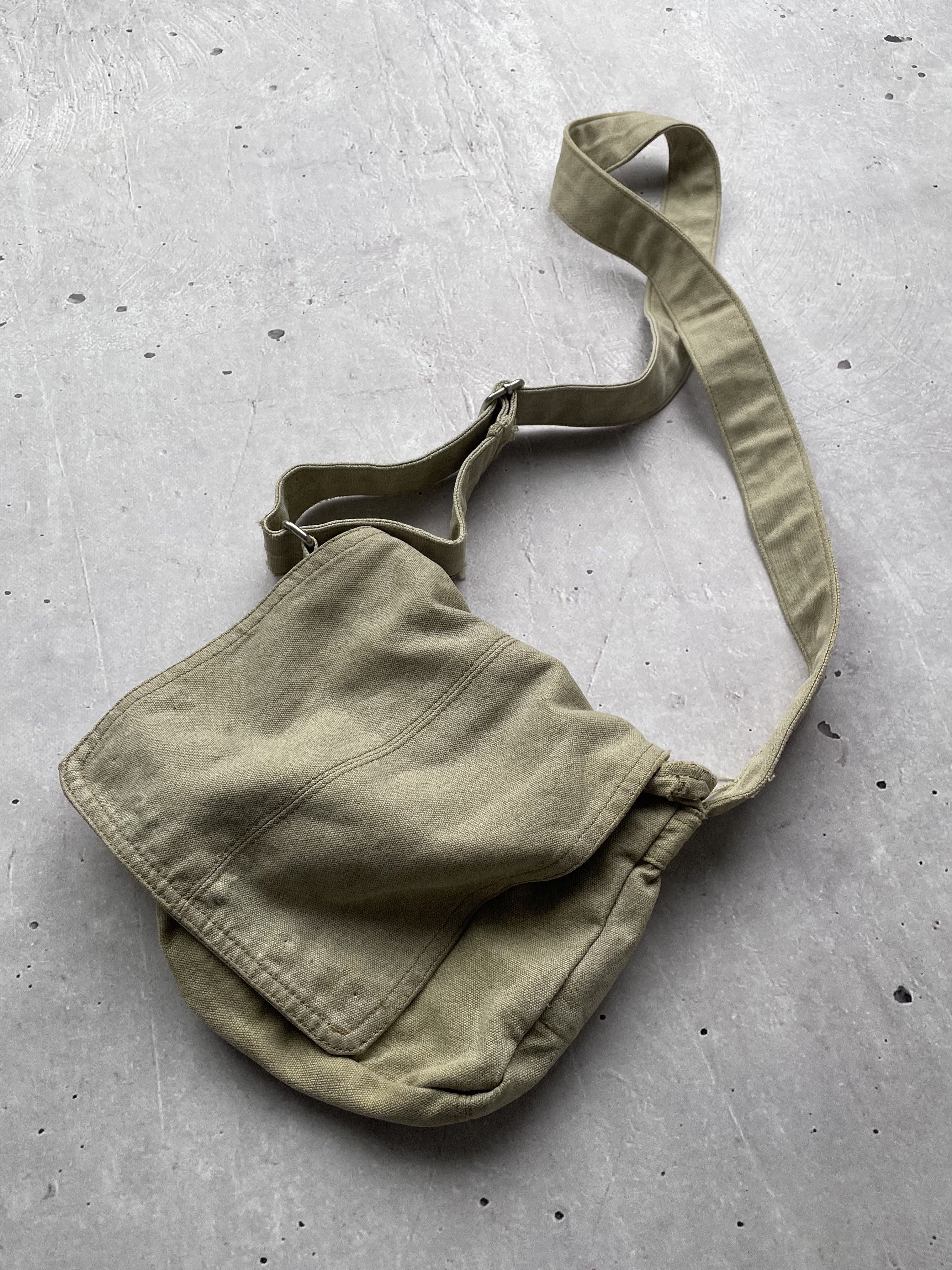 Avant Garde x Vintage Retro Crossbody Bag in Green, Women's