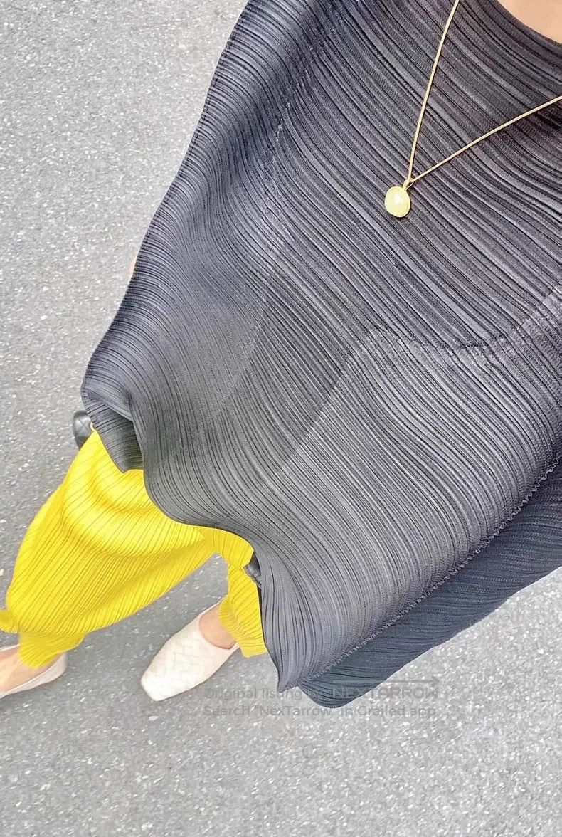 Issey Miyake Issey Miyake Black Tank Top Size L / US 10 / IT 46 - 3 Thumbnail