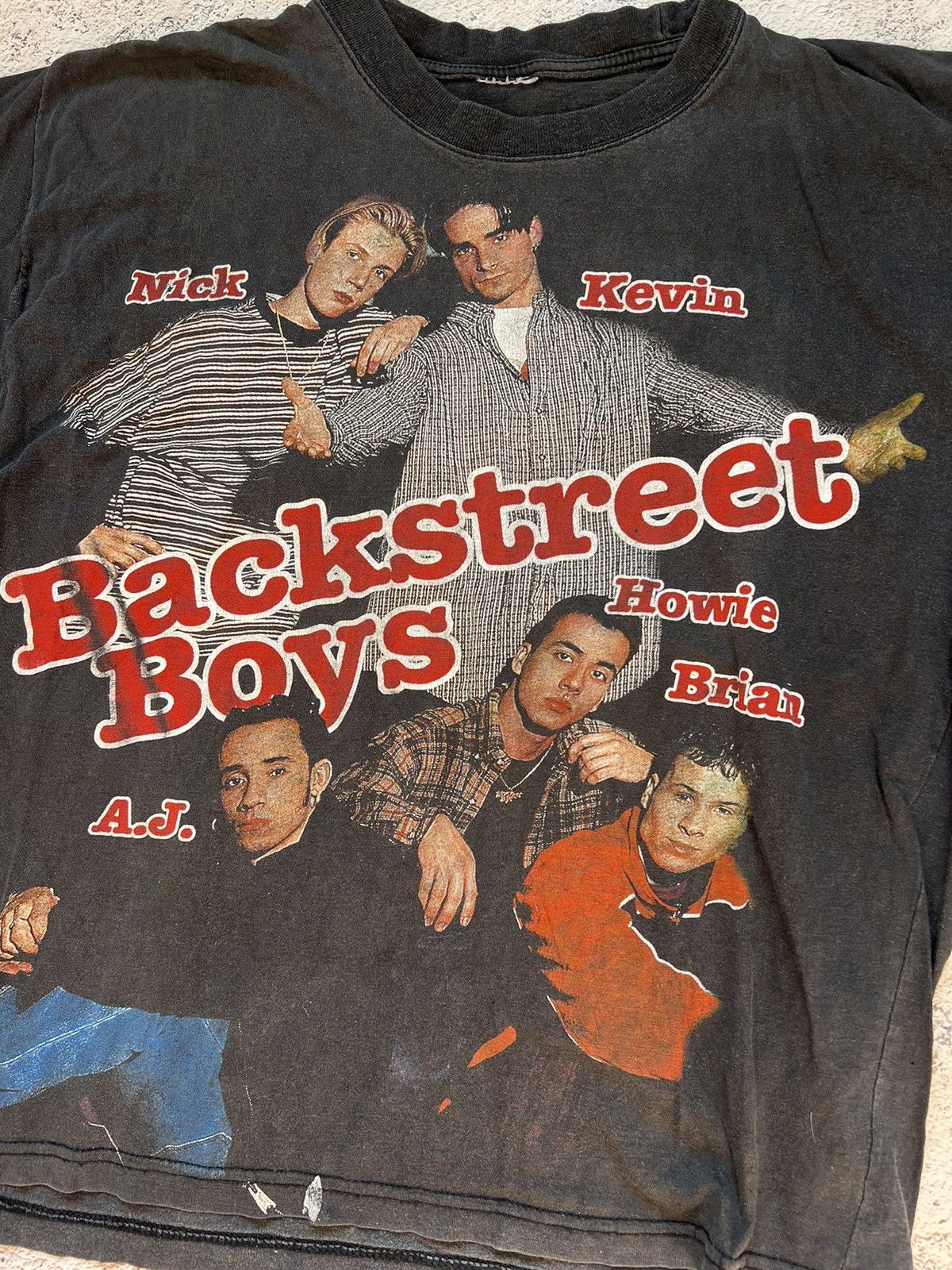 Band Tees × Rap Tees × Vintage Vintage 90s BackStreet Boys Allover Faded Band T Shirt Size US S / EU 44-46 / 1 - 2 Thumbnail