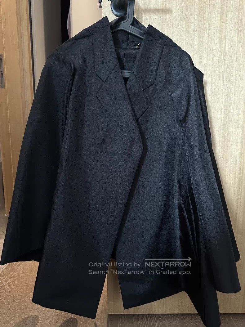 Comme des Garcons Comme Des Garcons Asymmetrical Cloak Jacket Size XS / US 0-2 / IT 36-38 - 1 Thumbnail