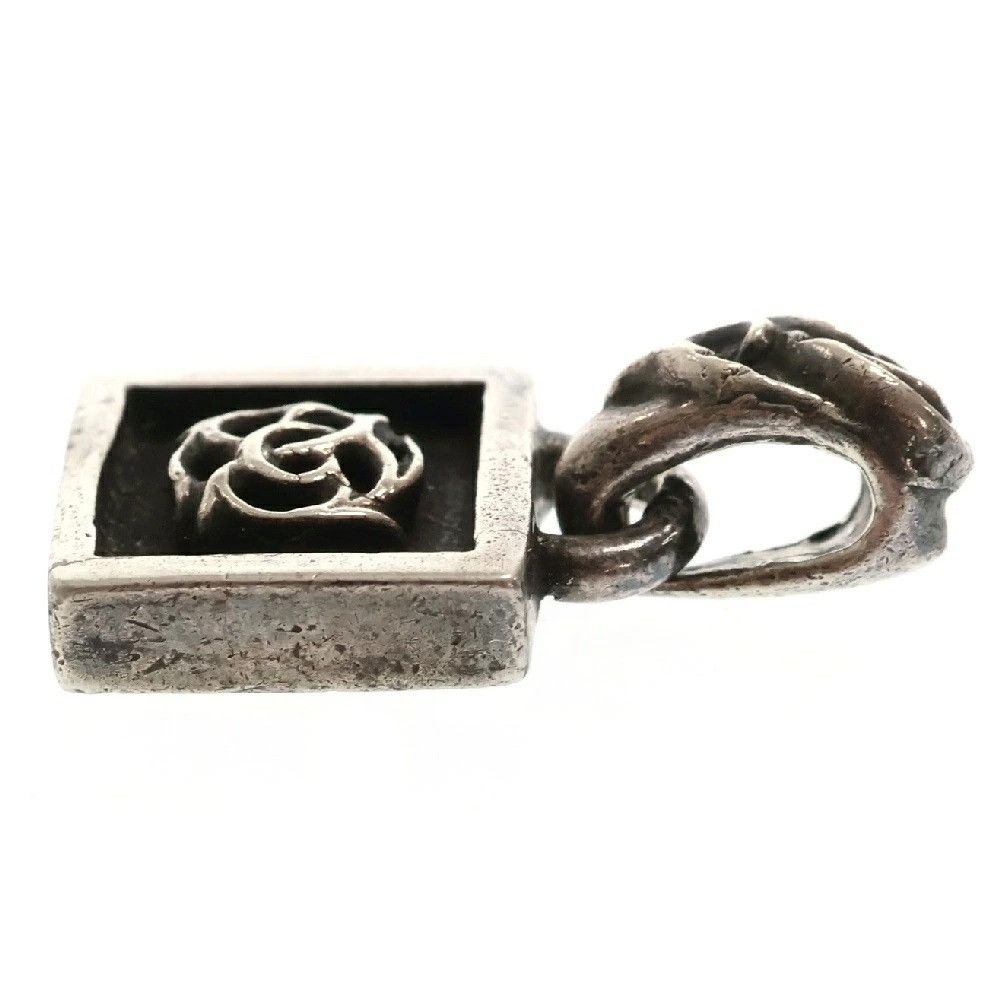 アクセサリー Chrome Hearts framed flrl CHROME HEARTS Framed Floral Silver Pendant