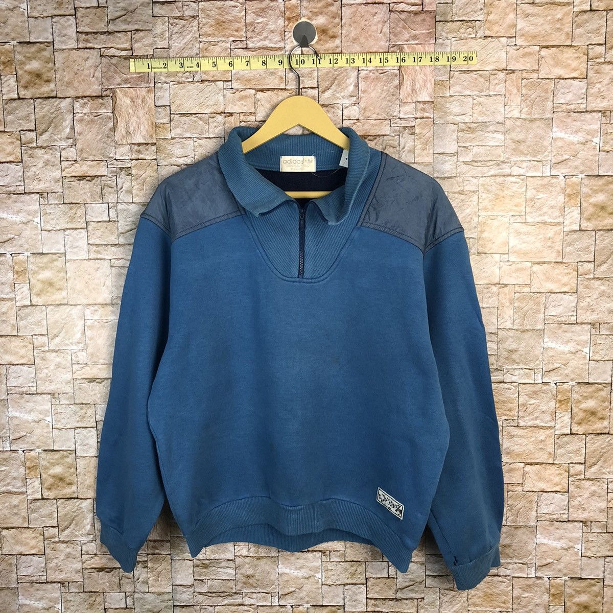 Adidas Adidas vintage japan Blue Sweatshirt #A402 Size US M / EU 48-50 / 2 - 1 Thumbnail