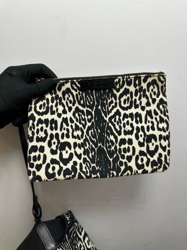 Givenchy Givenchy Black White Leopard Print Tote Bag. Size ONE SIZE - 8 Thumbnail
