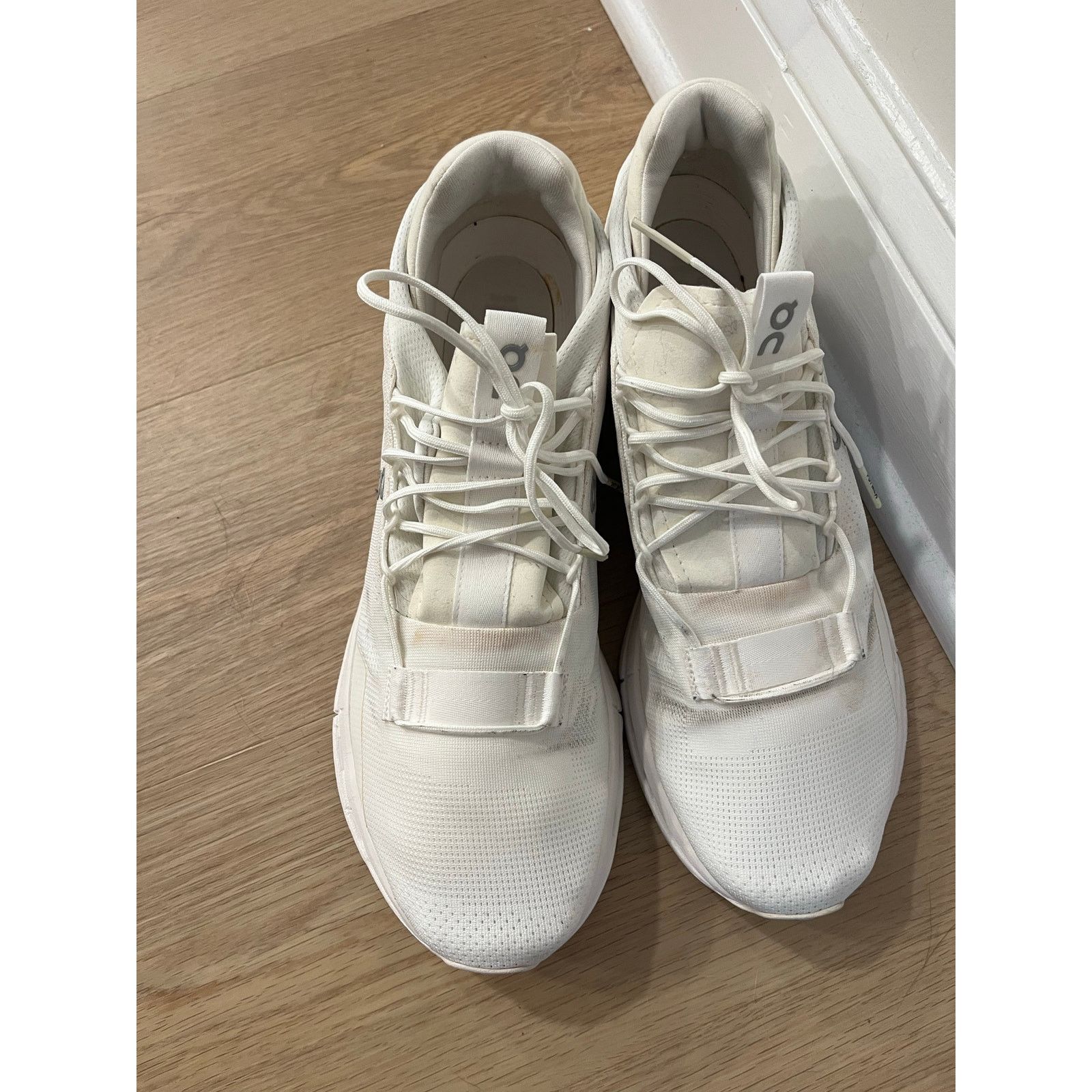 On On Running Cloudnova White Ivory Mens 10 Size US 14 / EU 47 - 2 Thumbnail
