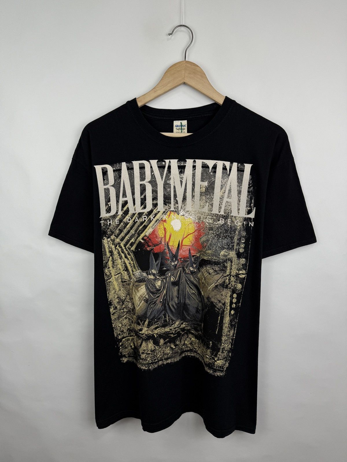Band Tees 🇯🇵 BABY METAL The Dark Knights Begin World Tour 2015 T-Shirt Size US XL / EU 56 / 4 - 2 Thumbnail