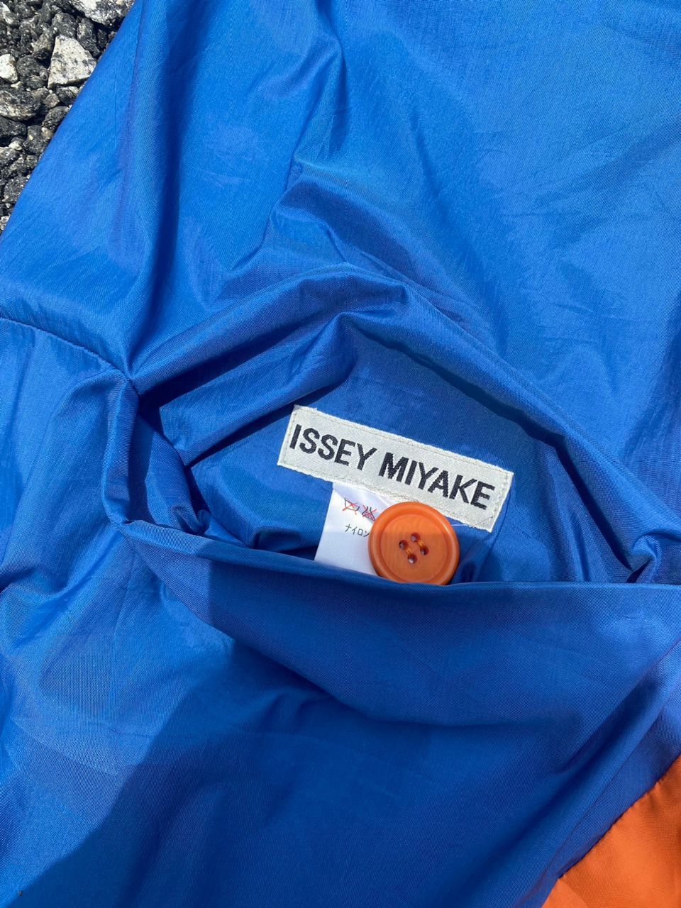 Issey Miyake × Vintage Vintage Issey miyake reversible button up trench coat Size US M / EU 48-50 / 2 - 10 Thumbnail