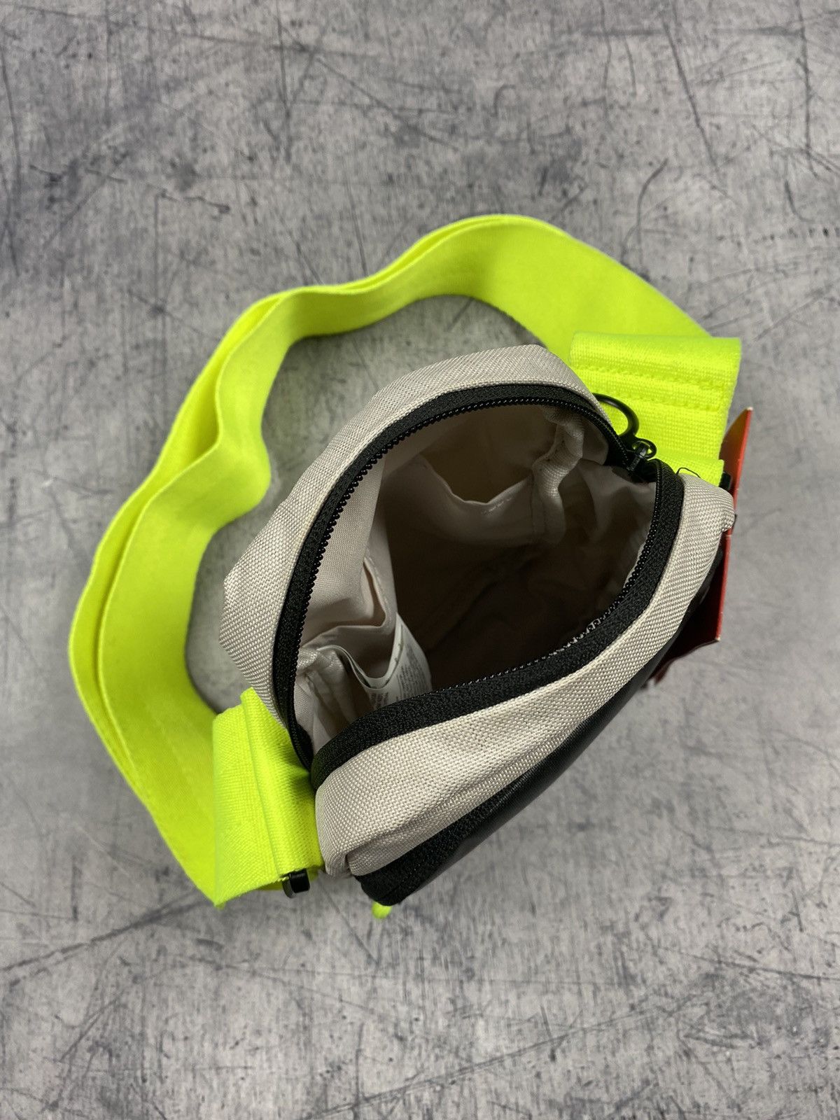 Nike Nike Sportwear Essentials Crossbody Drill Bag (1L) Size ONE SIZE - 12 Thumbnail