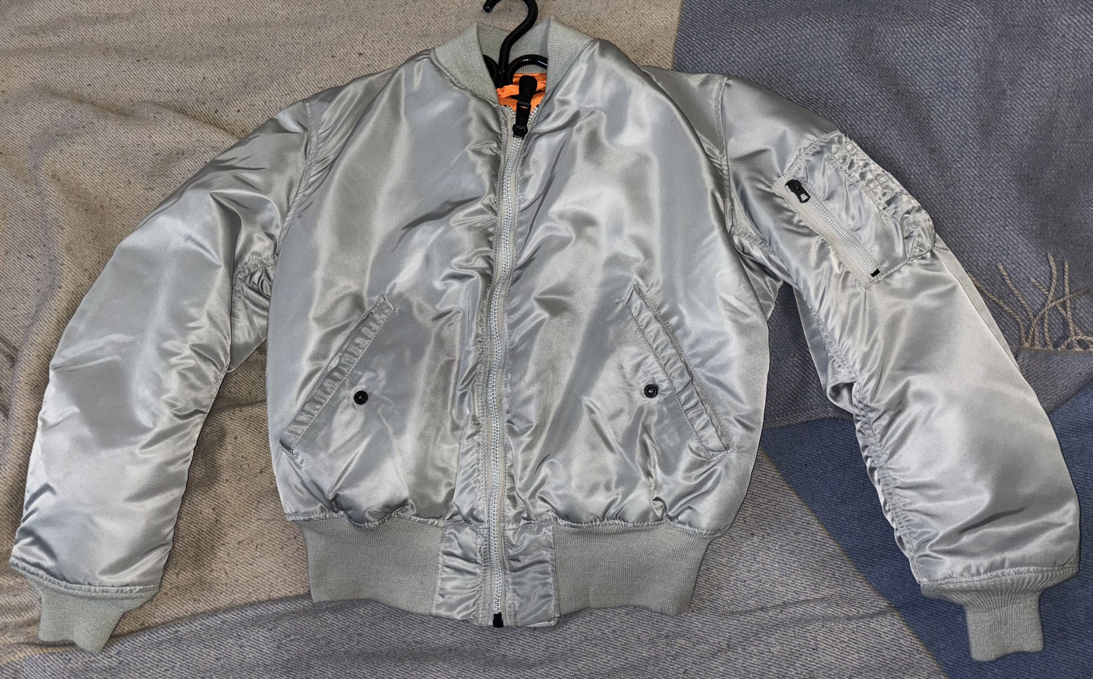 Vintage Vintage Green MA-1 Reversible Bomber Size US M / EU 48-50 / 2 - 1 Thumbnail