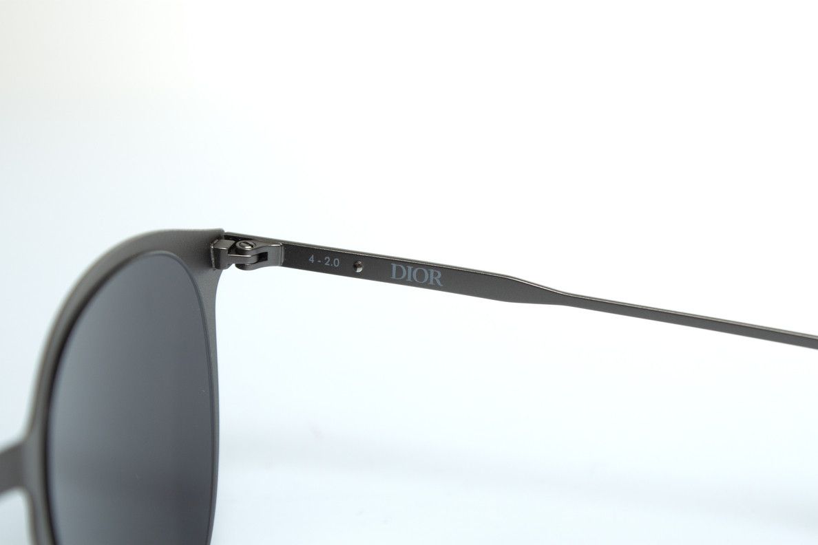 Dior Dior, DiorEssential RU metal sunglasses in black Size ONE SIZE - 8 Thumbnail
