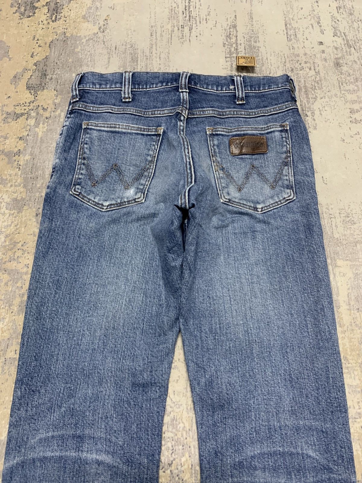 Wrangler VINTAGE WRANGLER DISTRESSED DENIM JEANS W30x30.5 Size US 30 / EU 46 - 8 Thumbnail