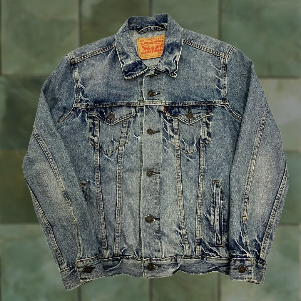 Levi's VINTAGE Levi's Denim Trucker Jacket Small Blue Red Tab Distressed Faded 72334 Mens Size US S / EU 44-46 / 1 - 1 Thumbnail