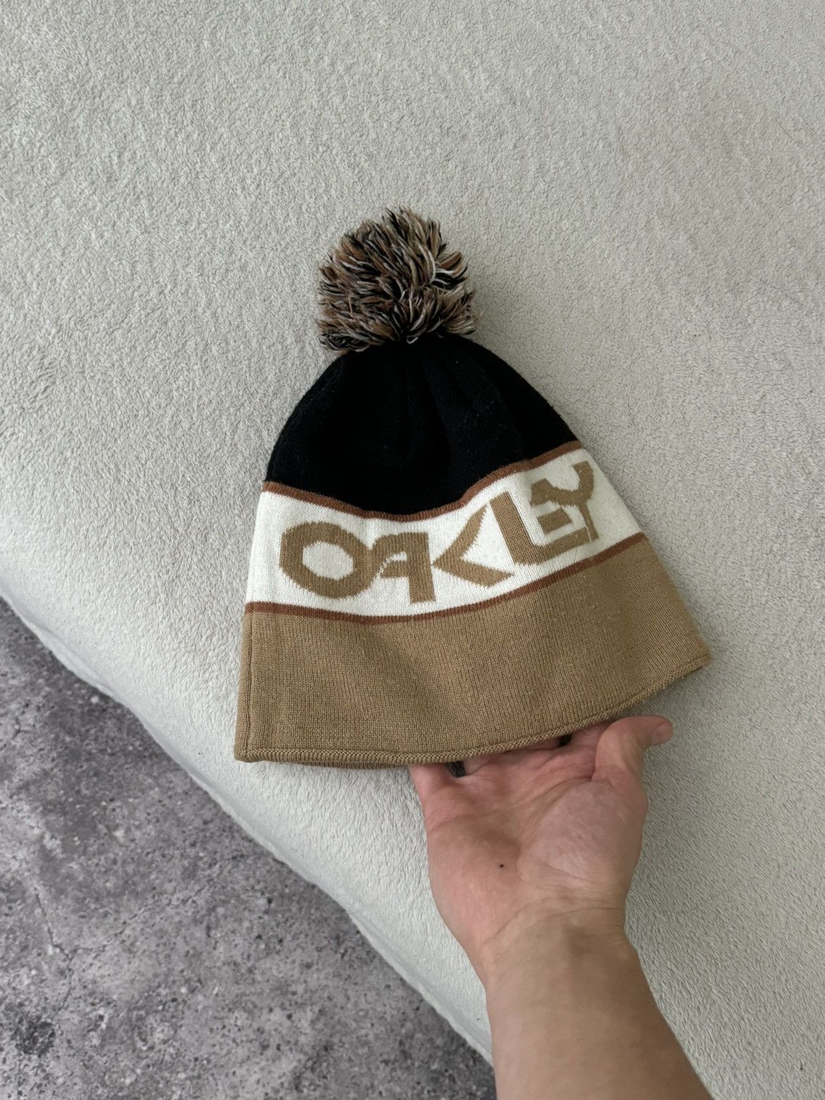 Oakley Vintage Oakley big logo Y2K hat Size ONE SIZE - 5 Thumbnail