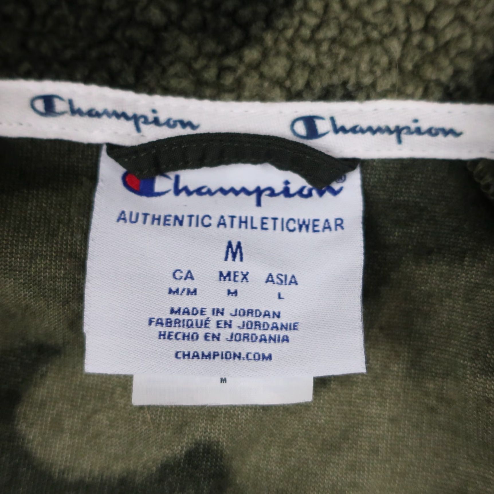 Champion VINTAGE Champion Fleece Sweater Mens Medium Green Woodland Camouflage Full Zip High Neck Size US M / EU 48-50 / 2 - 4 Thumbnail