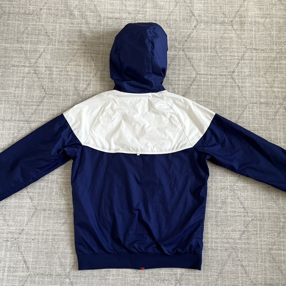 Nike Nike PSG Paris Saint Germaine Blue Windrunner Hoodie Jacket Size US S / EU 44-46 / 1 - 5 Thumbnail