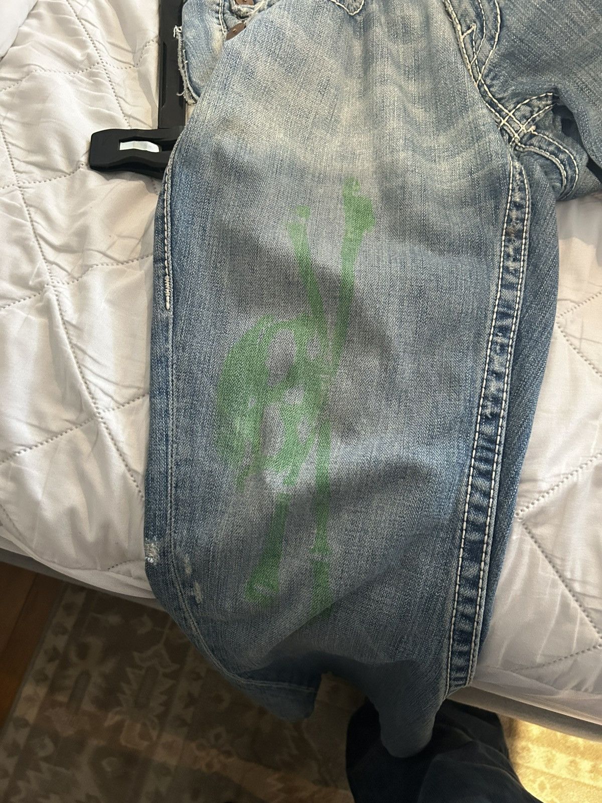 True Religion Vissereine true religion repaired jeans Size US 33 - 5 Thumbnail