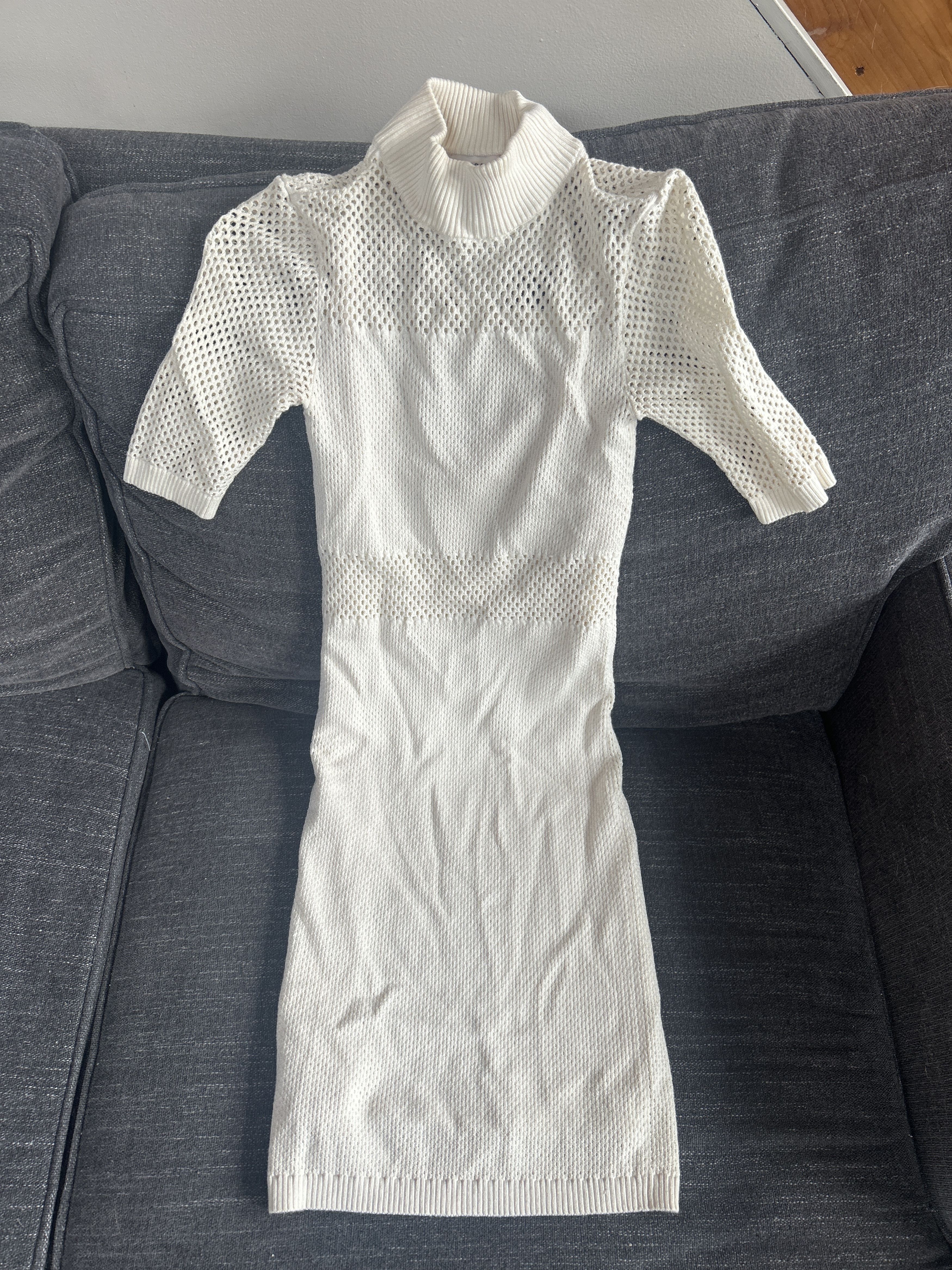 Guess Guess Knit Mock Neck Sweater Dress – Fitted – Short Sleeve Size XS / US 0-2 / IT 36-38 - 1 Thumbnail