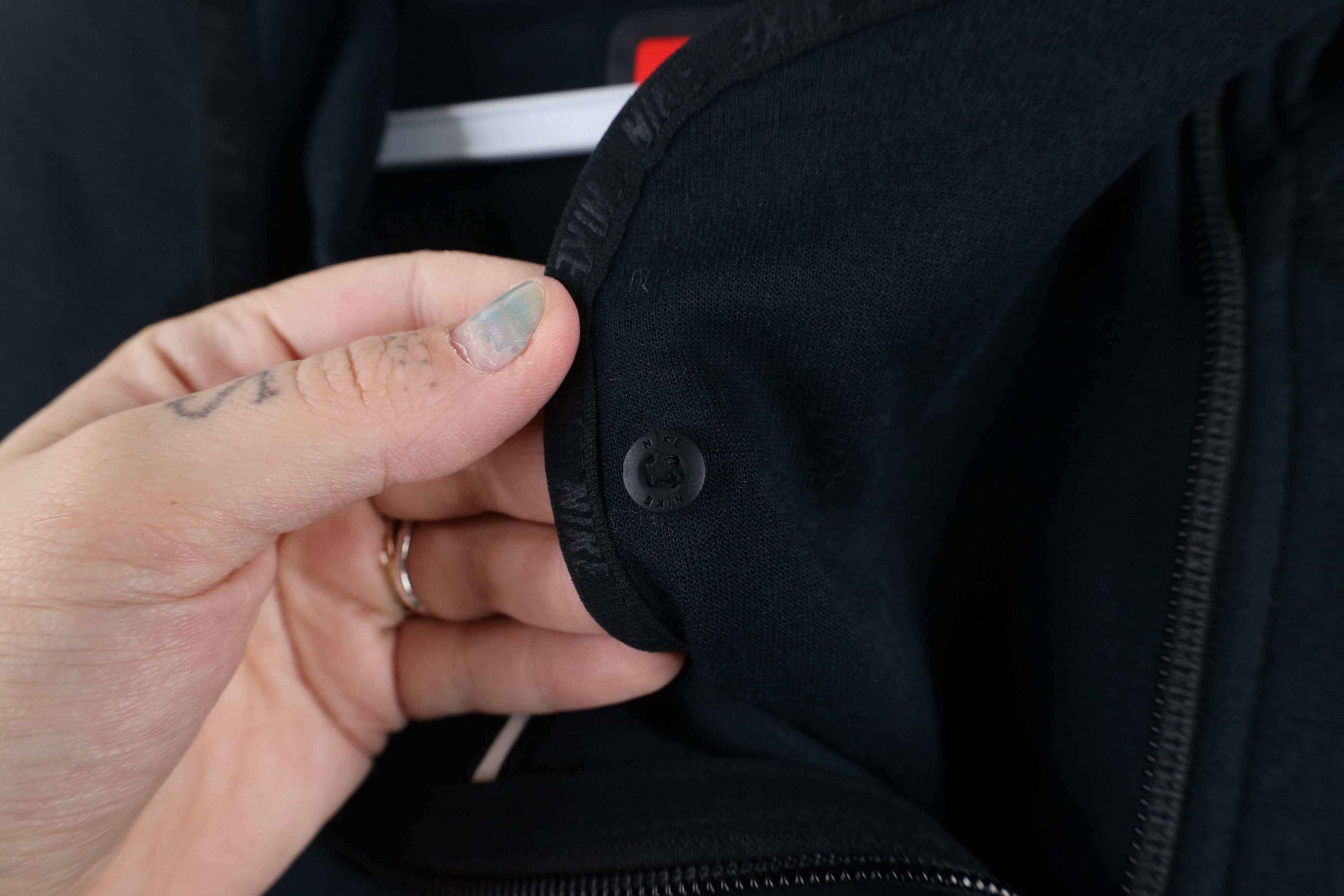 Nike × Vintage Nike Sportswear Tech Fleece Out Full Zip Hooded Cape Jacket Size S / US 4 / IT 40 - 11 Thumbnail