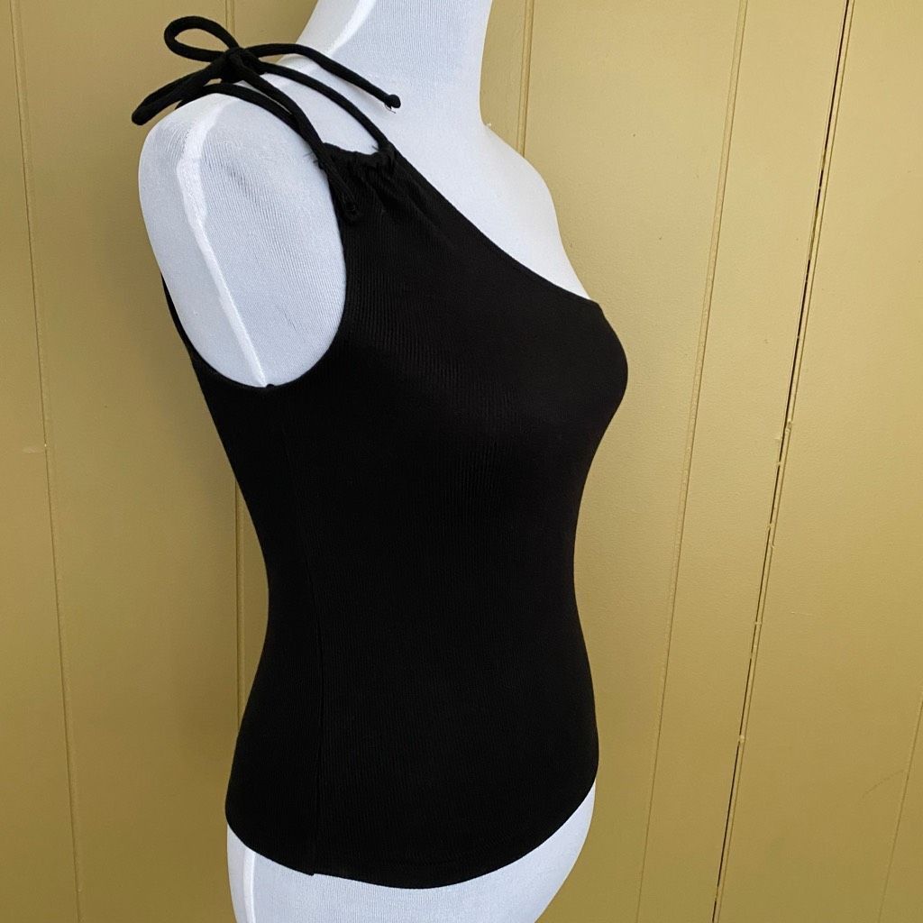 Old Navy Old Navy women XS brand new one shoulder tank top black Size XS / US 0-2 / IT 36-38 - 3 Thumbnail