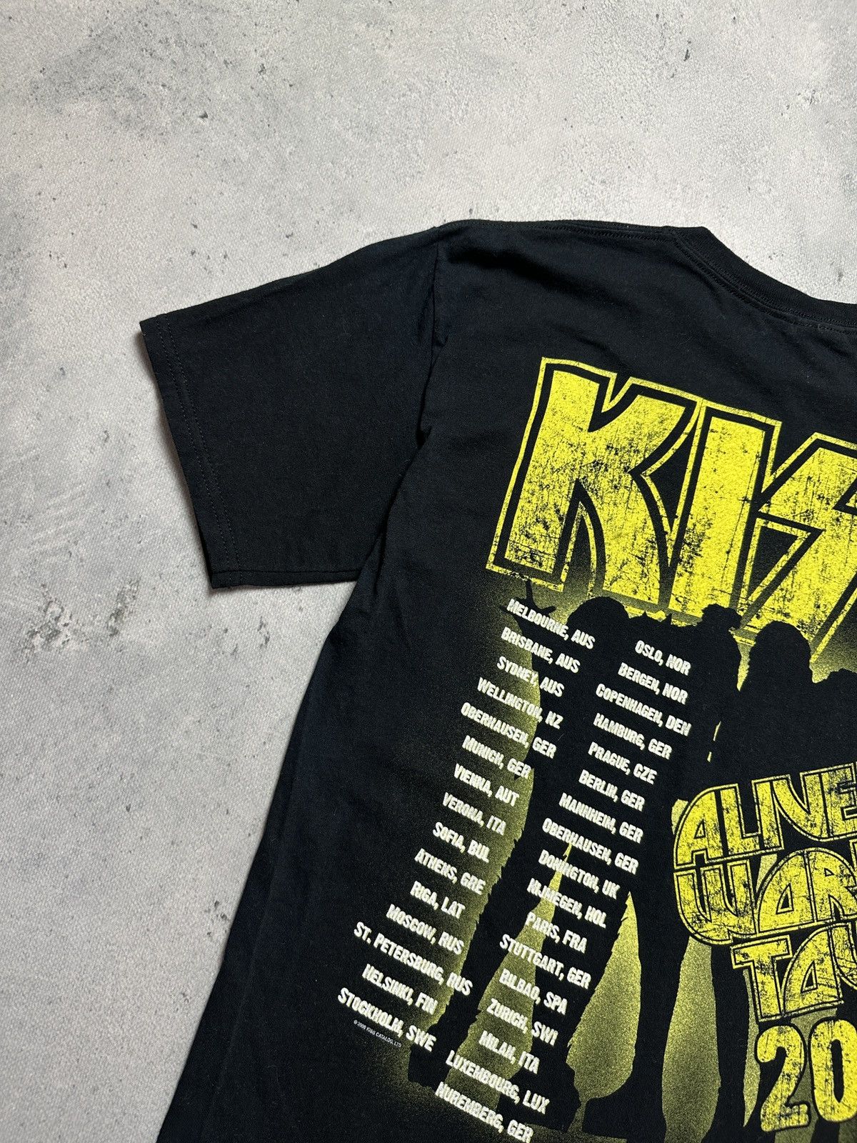 Band Tees 00s Vintage Kiss Alive 35 Living Legends 1973-2008 T-Shirt Size US M / EU 48-50 / 2 - 5 Thumbnail