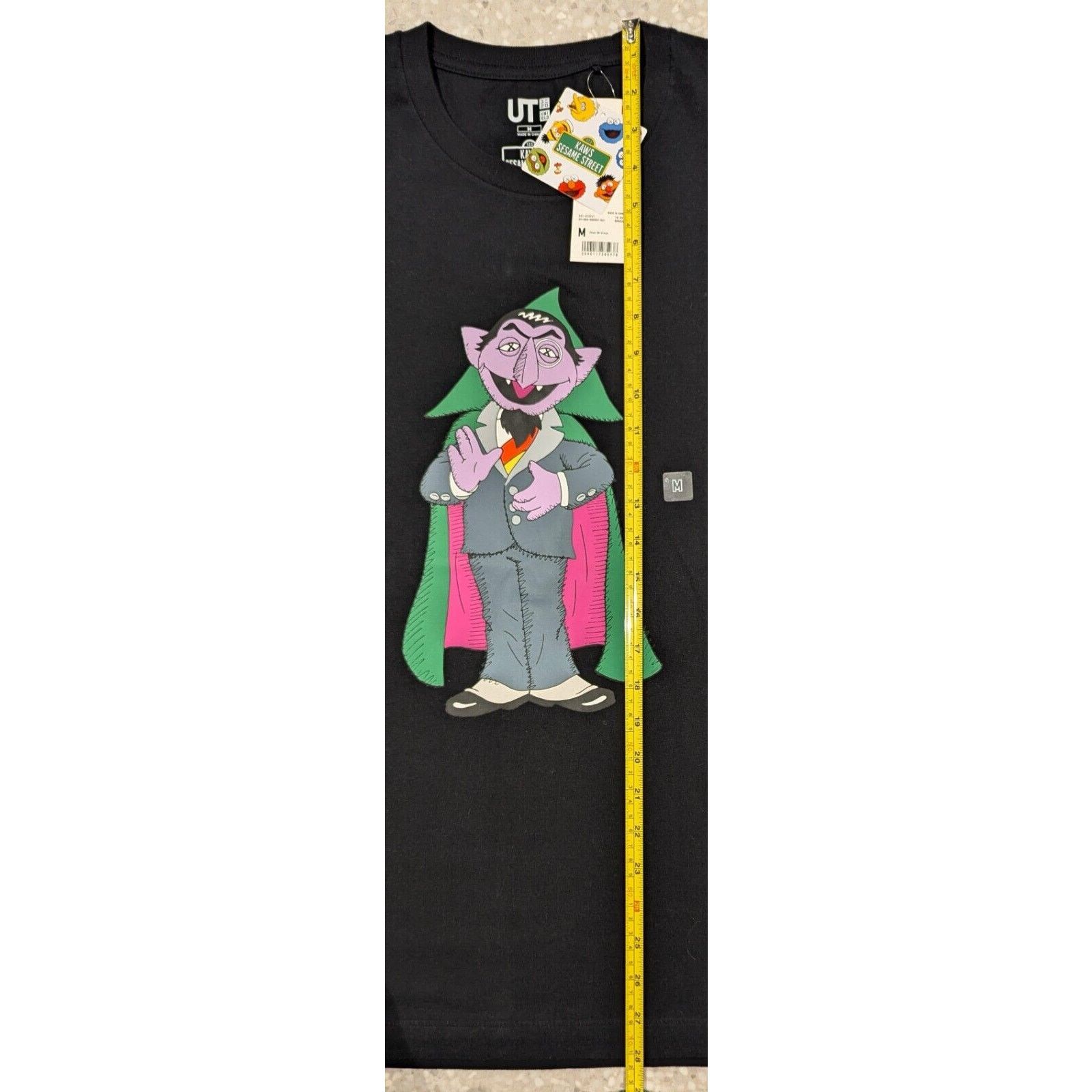Kaws VINTAGE KAWS SESAME STREET COUNT VON COUNT T-SHIRT DEADSTOCK Size US M / EU 48-50 / 2 - 7 Thumbnail