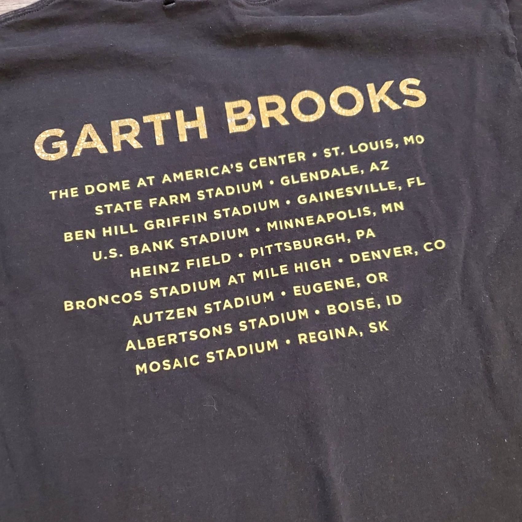 Hanes Garth Brooks 2022 Stadium Tour T Shirt Mens M Black Band Concert Size US M / EU 48-50 / 2 - 4 Thumbnail