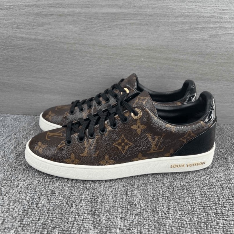 Louis Vuitton Louis Vuitton Low-Top Sneakers Size US 6 / IT 36 - 1 Thumbnail