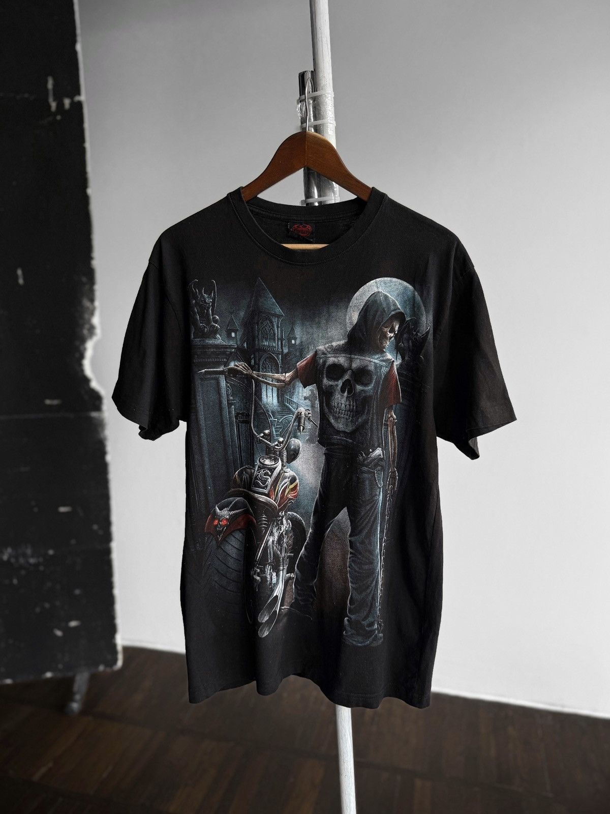 Vintage Vintage Spiral Biker Motorcycle Skull Grim Reaper T-Shirt Size US L / EU 52-54 / 3 - 1 Thumbnail