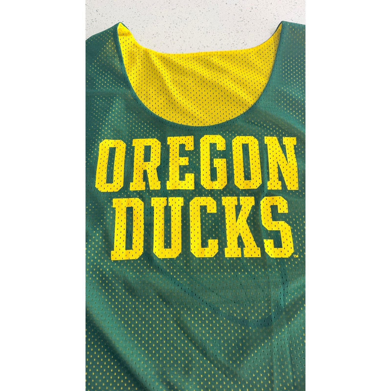 Pink Victoria’s Secret PINK Reversible Oregon Ducks Jersey Size L Size L / US 10 / IT 46 - 2 Thumbnail