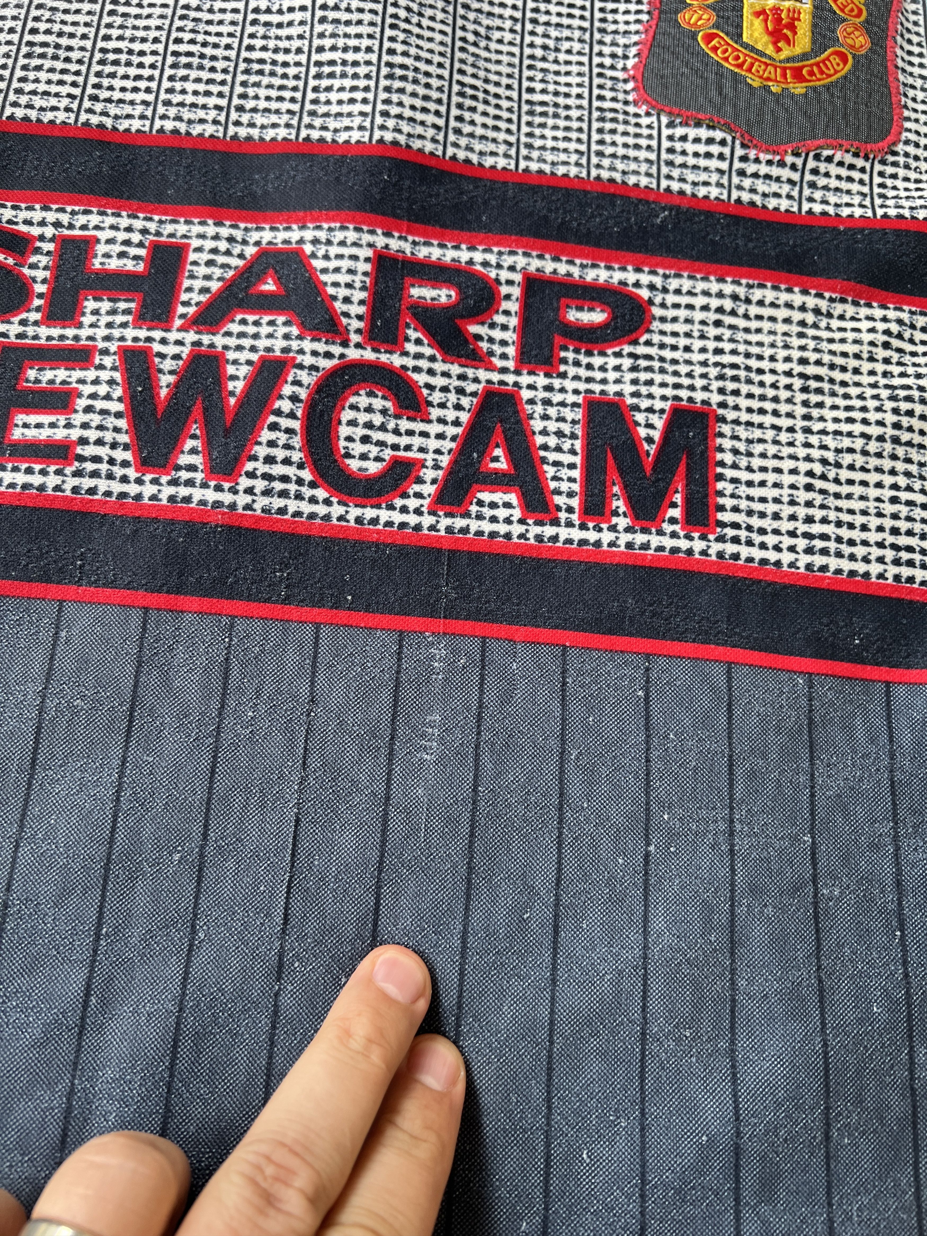 Umbro Umbro Manchester United Keane 16 Sharp Viewcam Jersey Size US XS / EU 42 / 0 - 11 Thumbnail