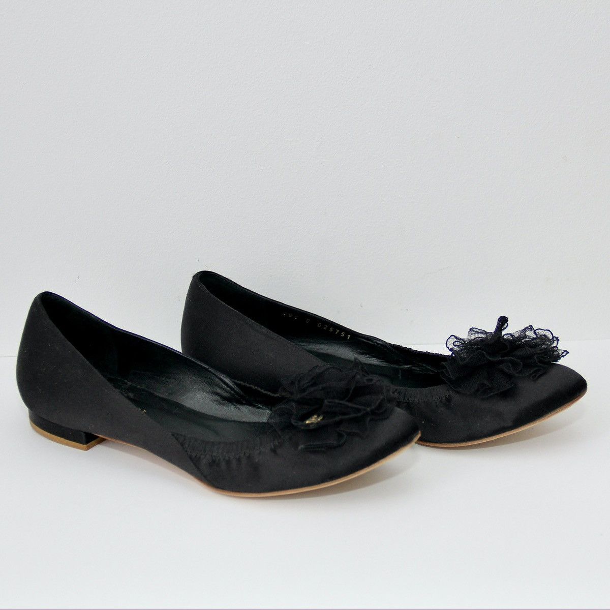 Chanel Chanel Camiellia Ballet Flat Size US 10 / IT 40 - 1 Thumbnail