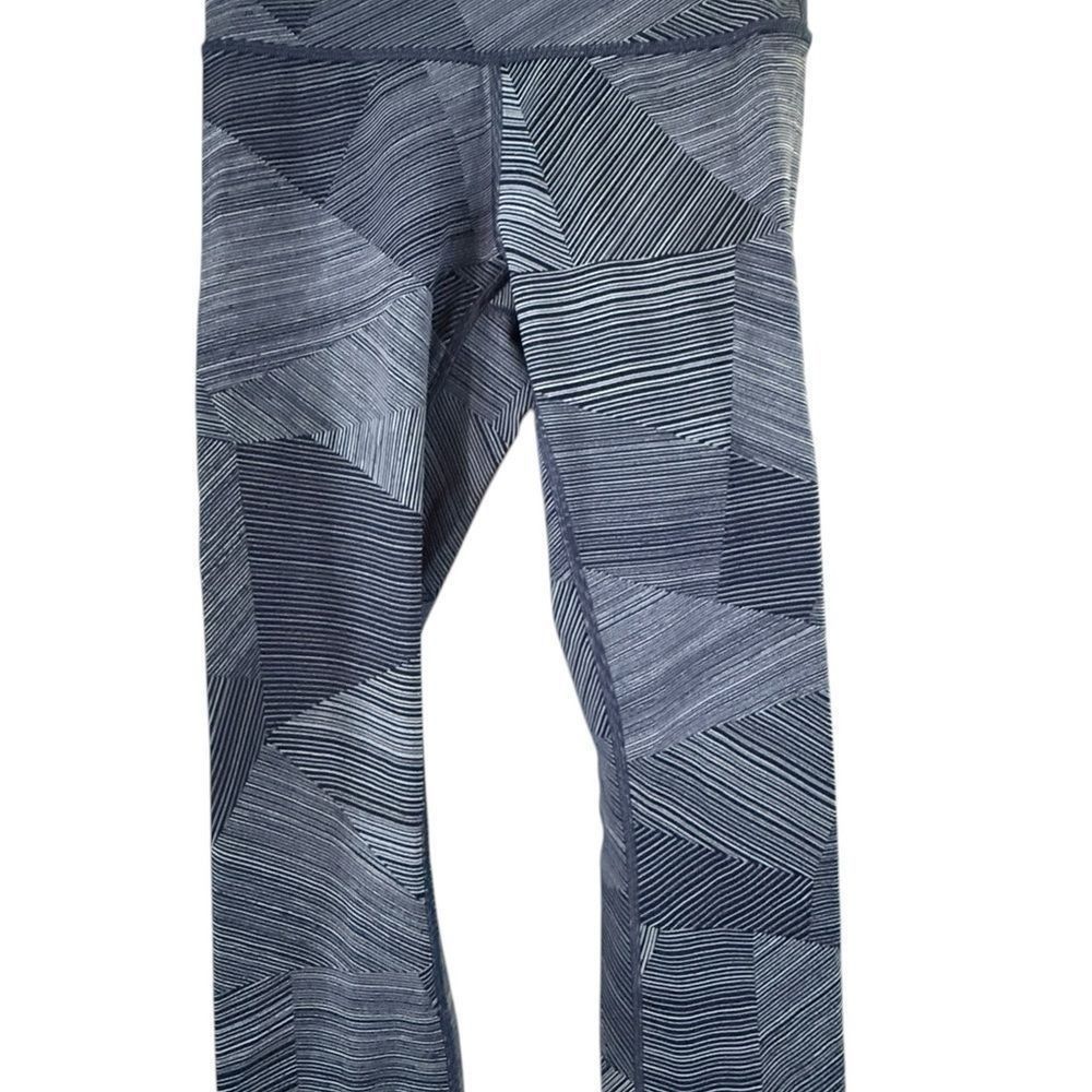 Lululemon lululemon athletica Blue Capri Pants Size 27" / US 4 / IT 40 - 10 Thumbnail