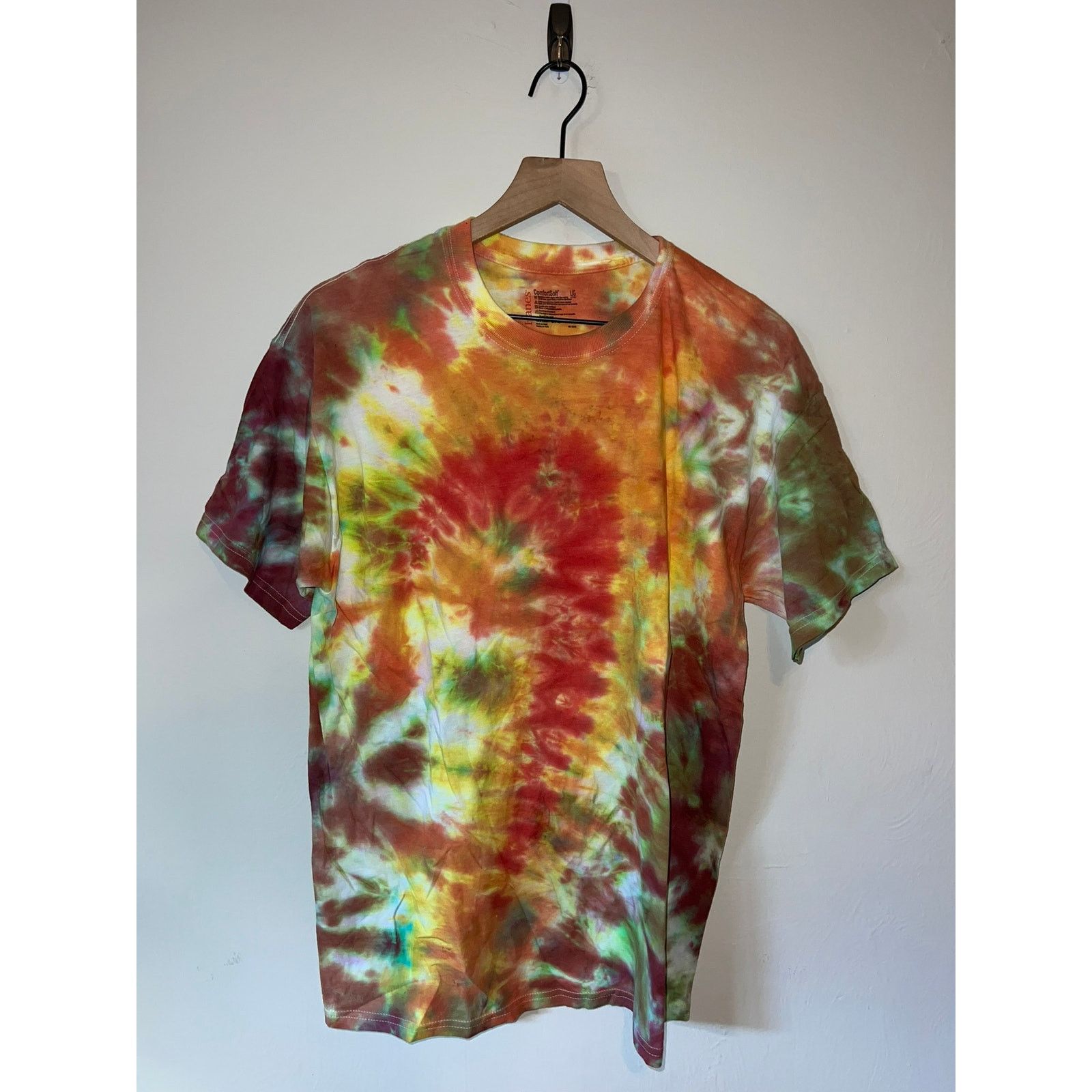 Hanes Hanes Comfort Soft Tie Dye Shirt Red Yellow Tee 2000s Large Size US L / EU 52-54 / 3 - 1 Thumbnail
